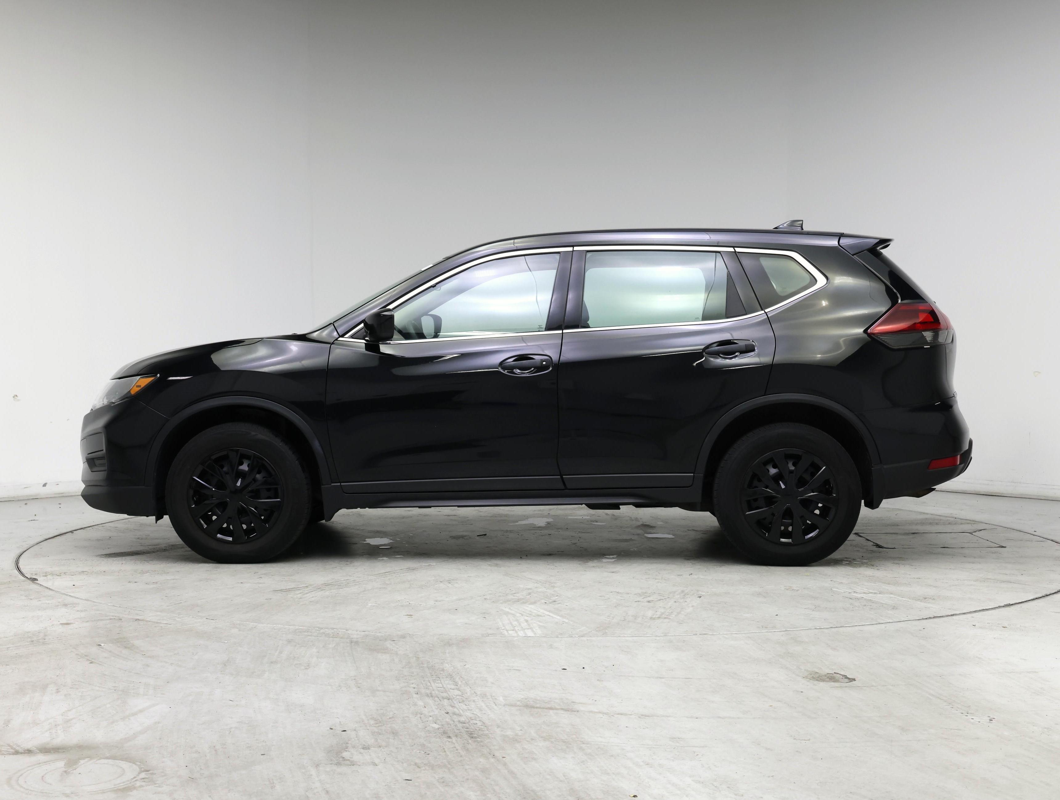 Thumbnail: 2019 Nissan Rogue - 3