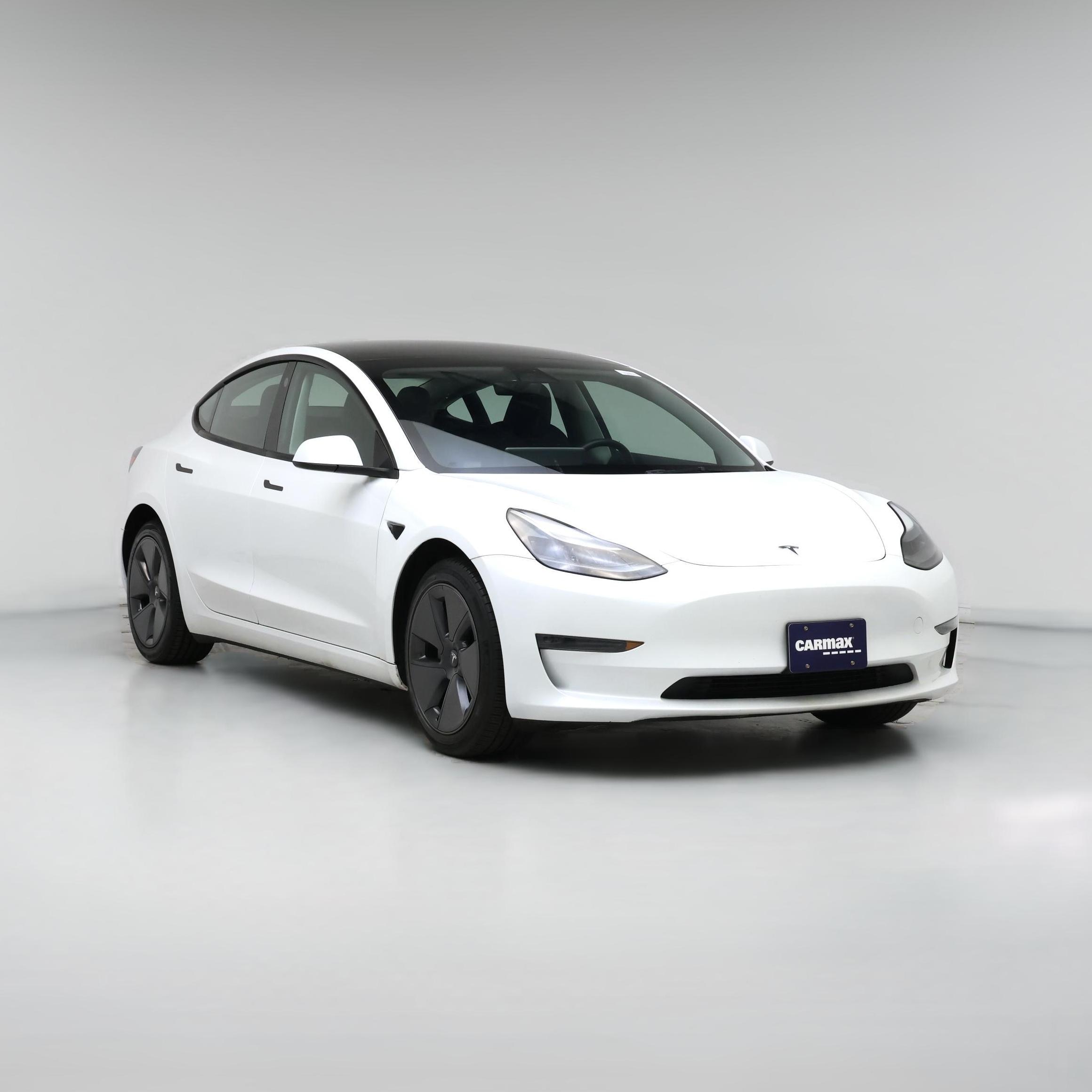 Thumbnail: 2023 Tesla Model 3 - 1