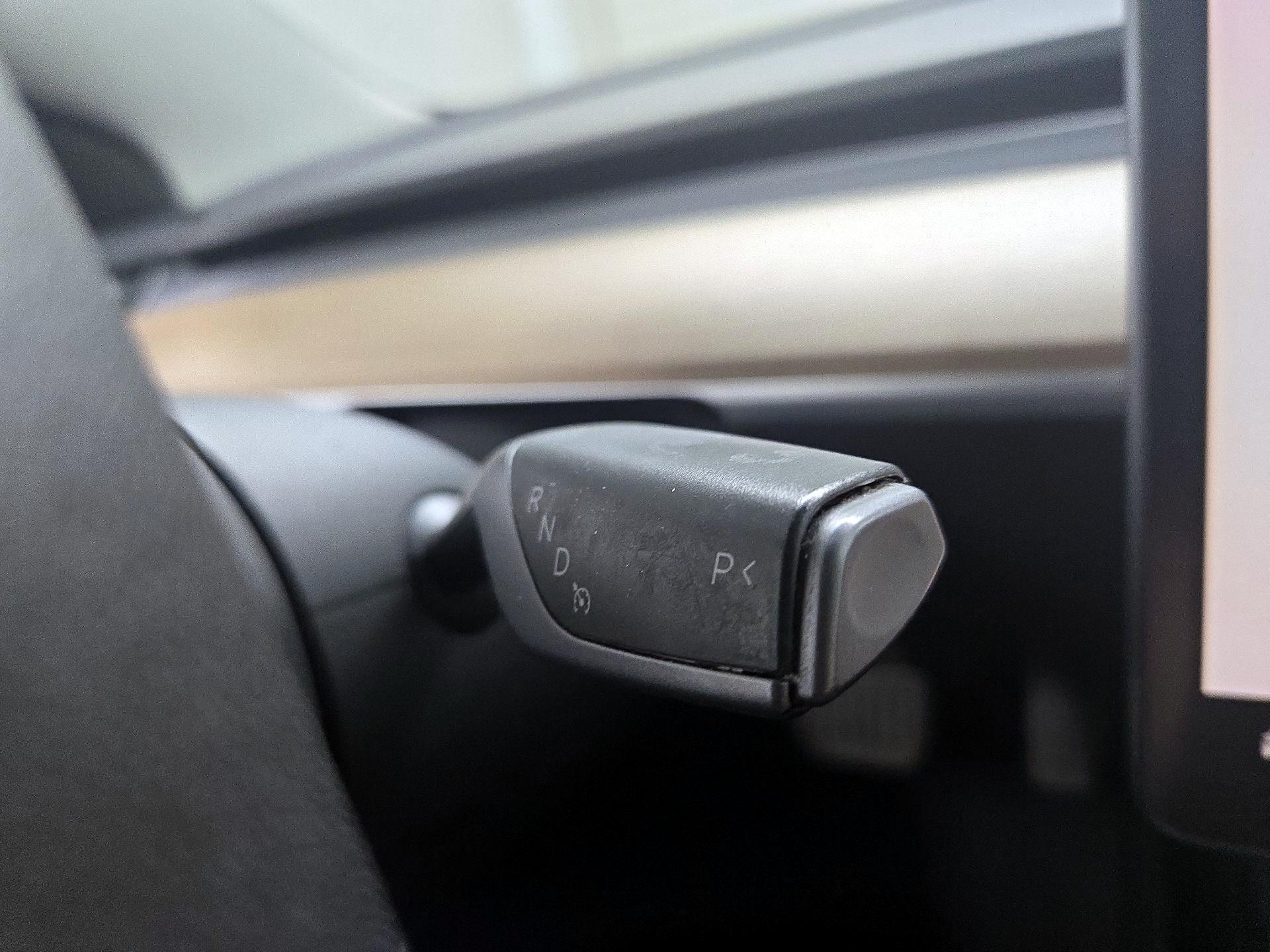 Thumbnail: 2023 Tesla Model 3 - 18
