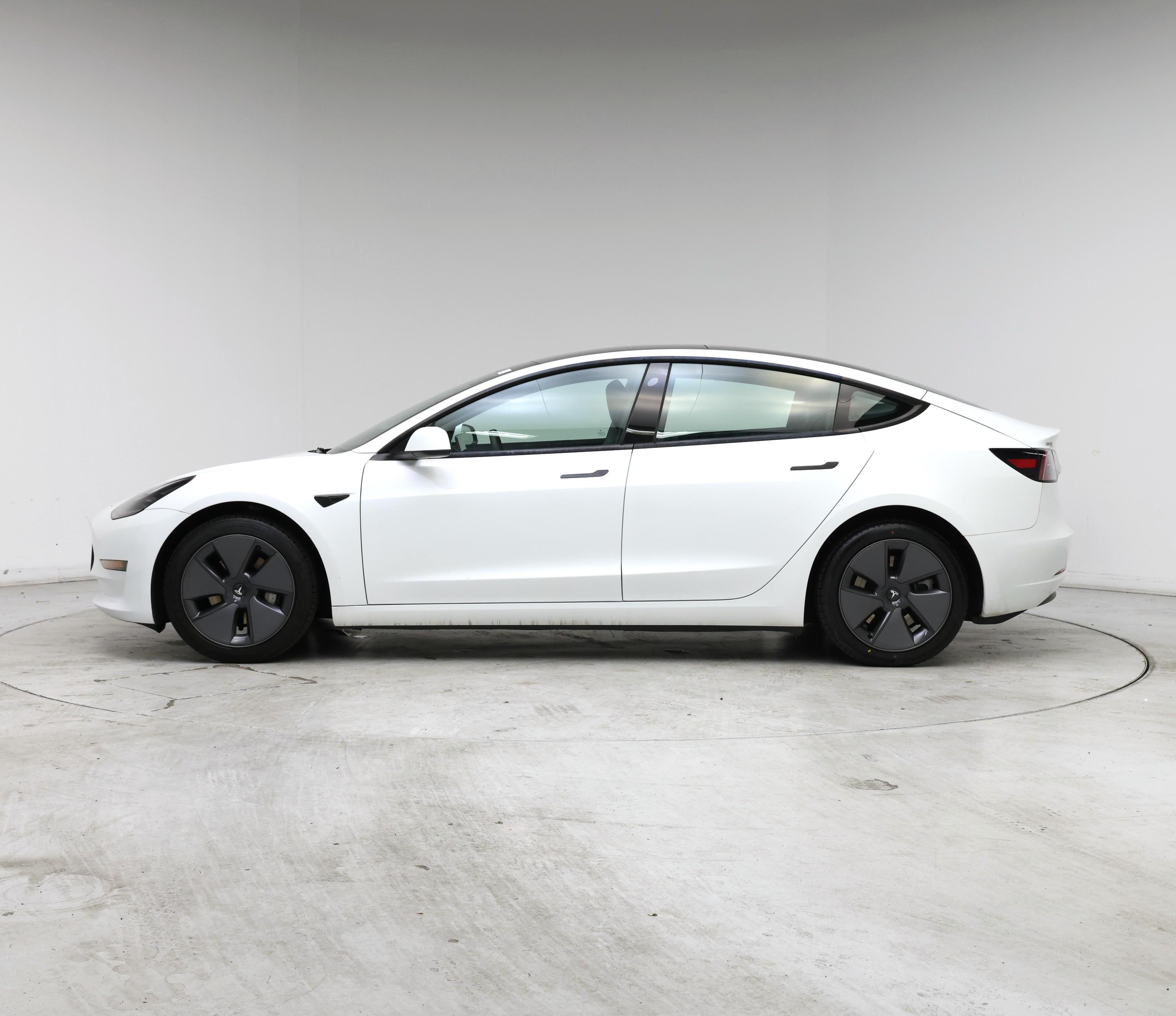 Thumbnail: 2023 Tesla Model 3 - 3