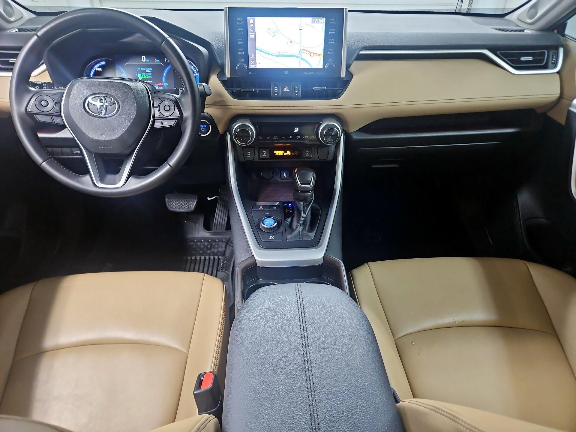 Thumbnail: 2020 Toyota RAV4 - 9