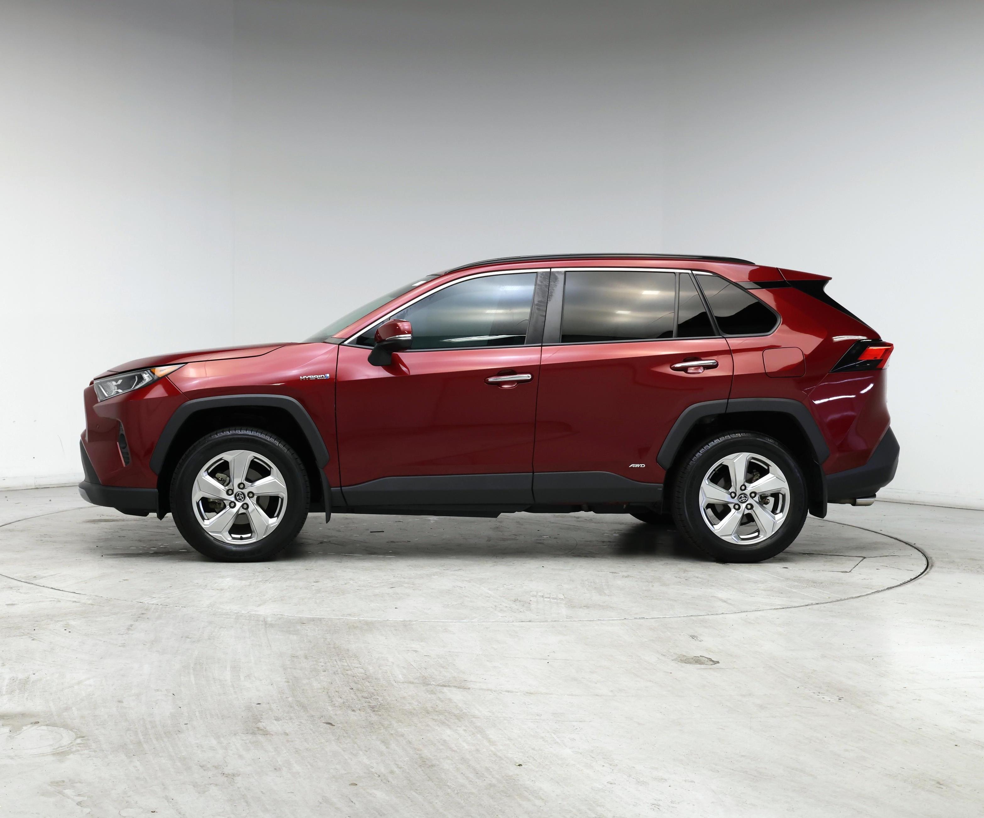 Thumbnail: 2020 Toyota RAV4 - 3