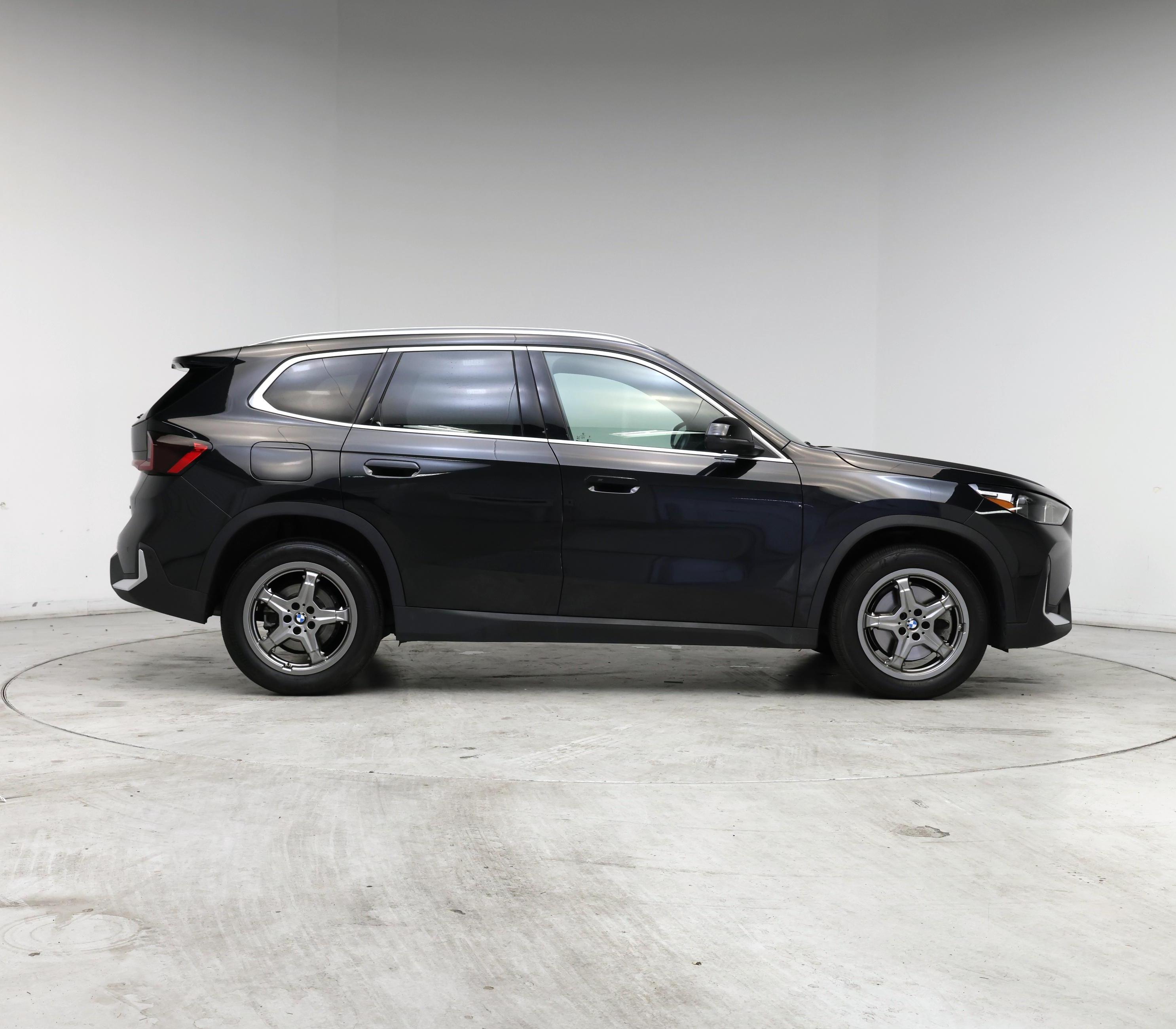 Thumbnail: 2023 BMW X1 - 7