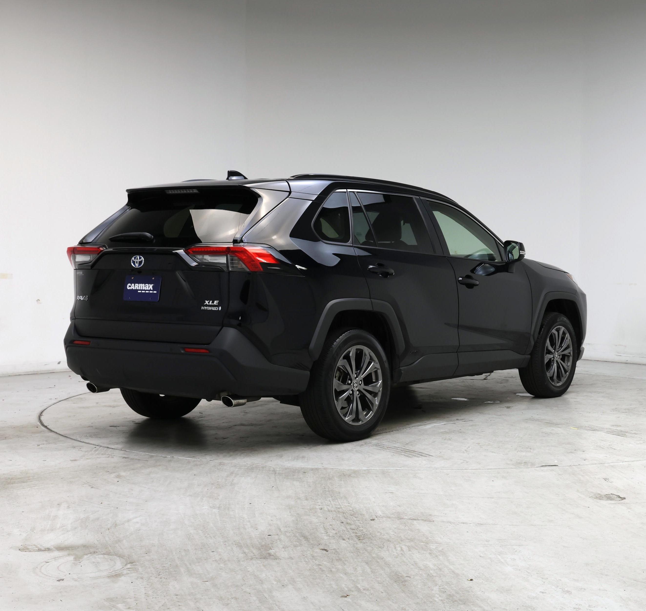 Thumbnail: 2024 Toyota RAV4 - 8