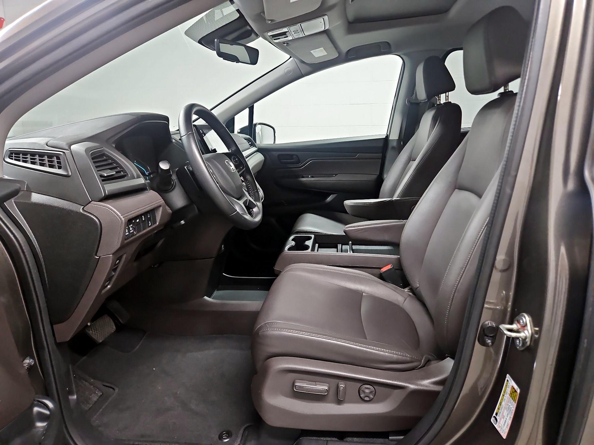 Thumbnail: 2018 Honda Odyssey - 11