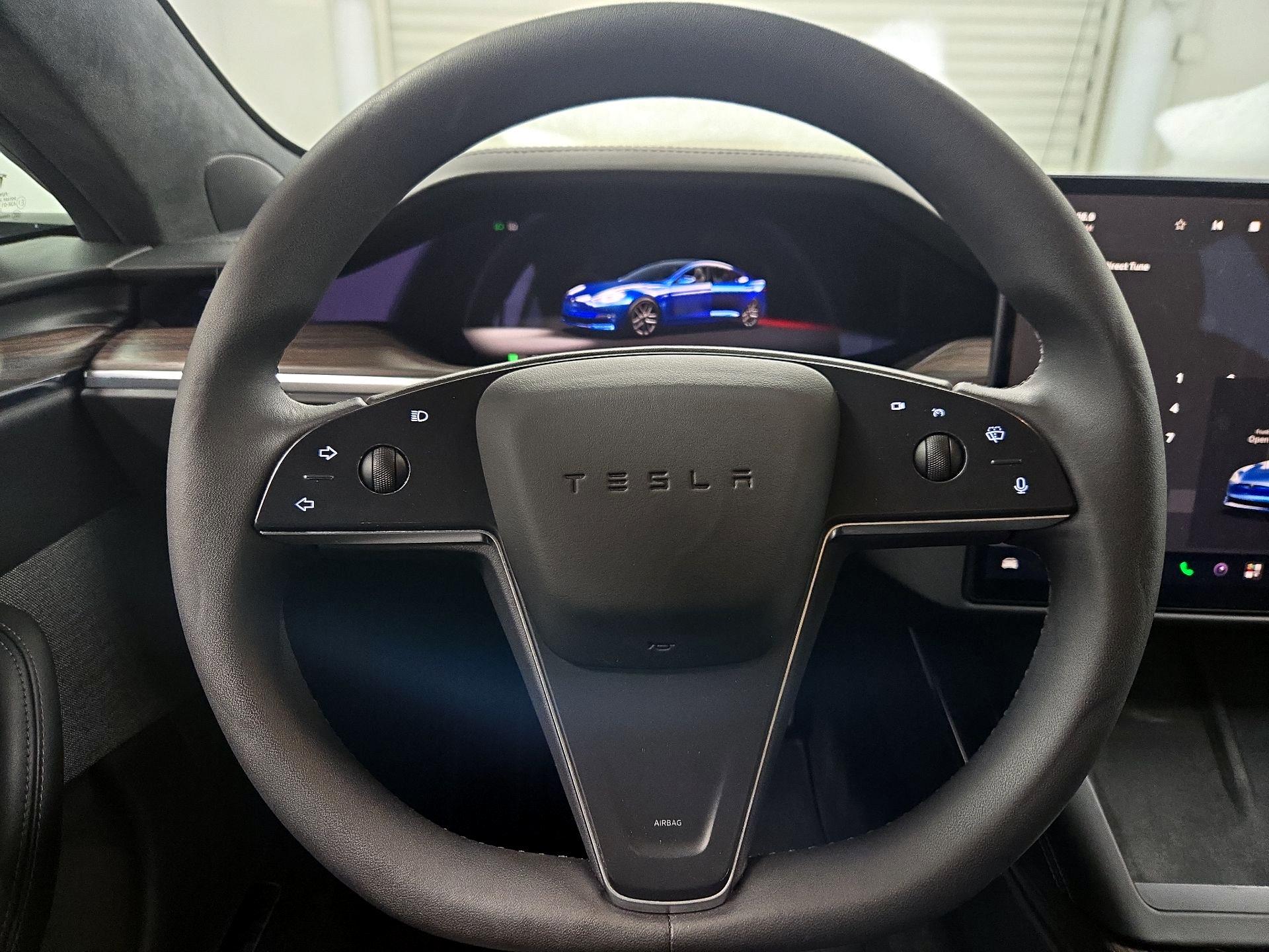Thumbnail: 2022 Tesla Model S - 10