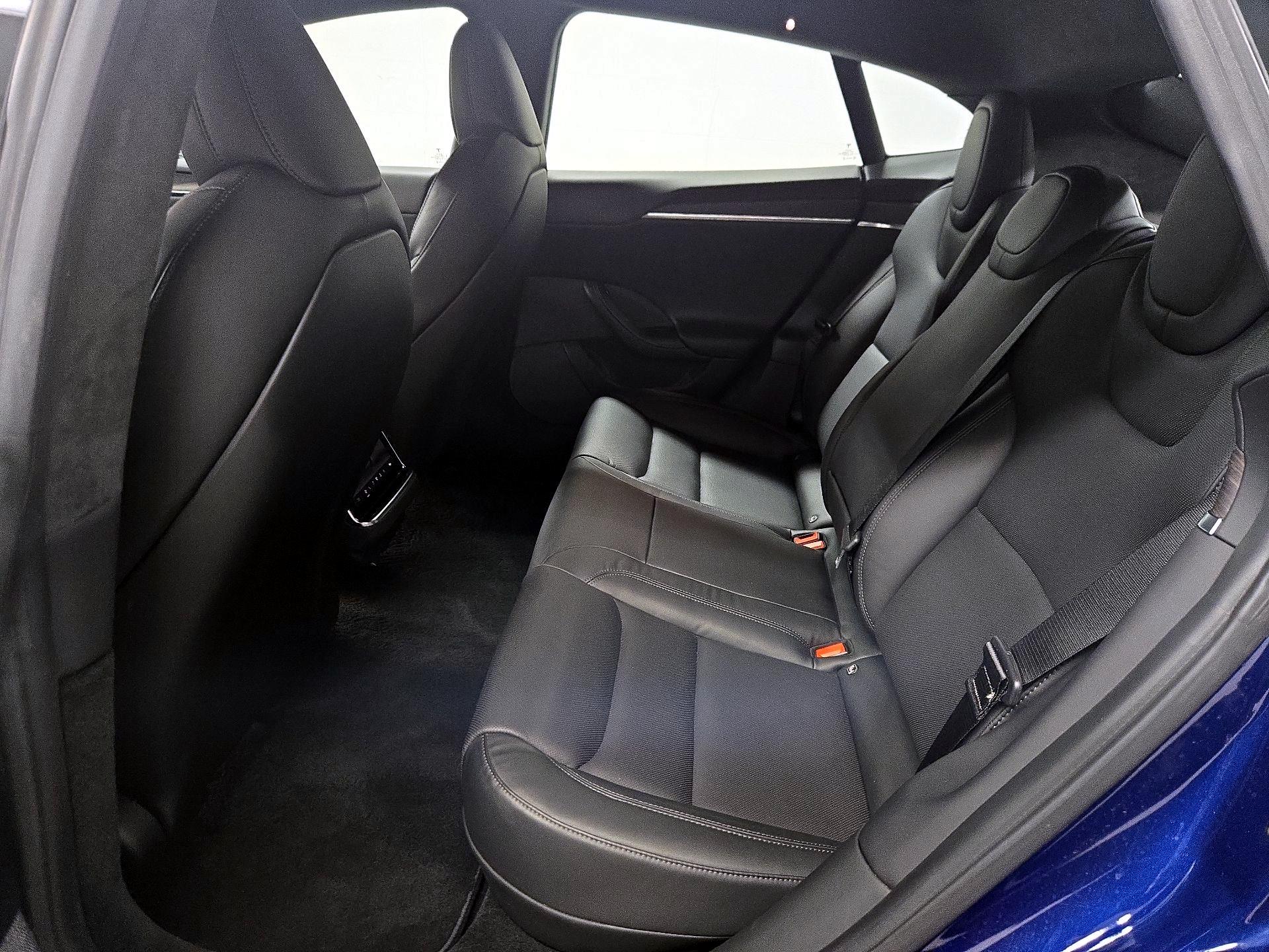 Thumbnail: 2022 Tesla Model S - 20