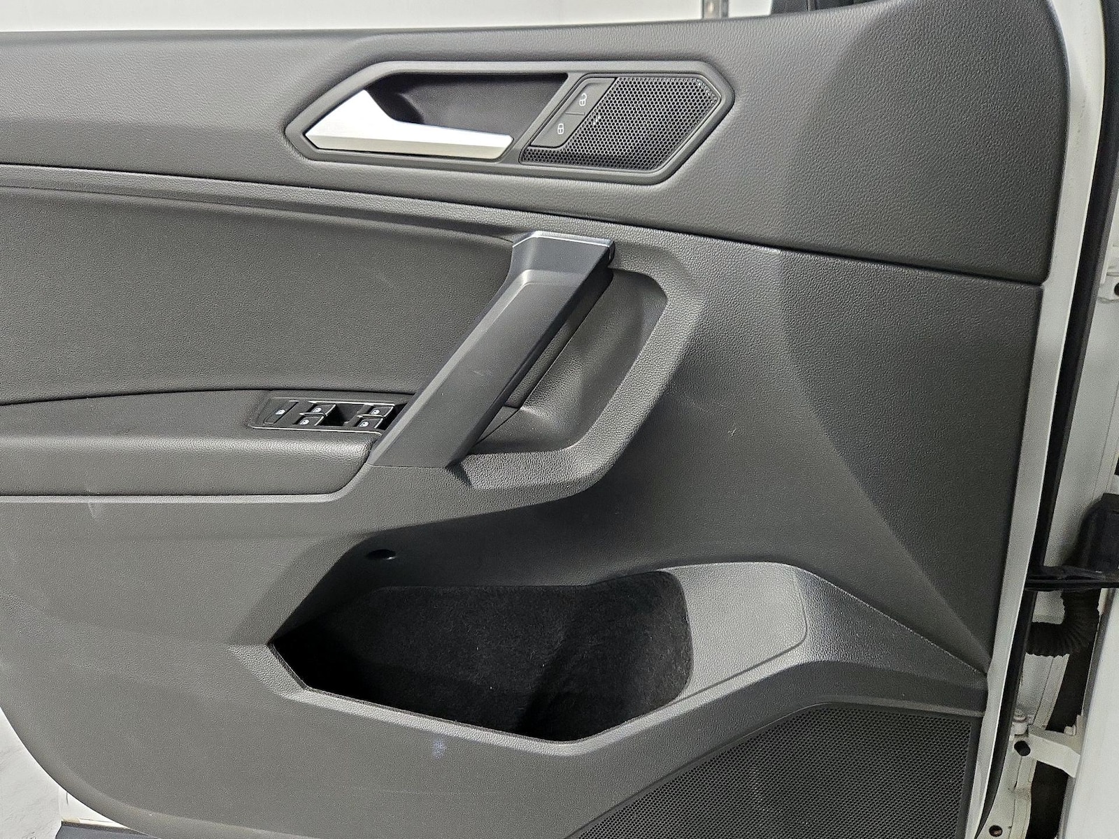 2021 Volkswagen Tiguan SE R-LINE BLACK - Photo 13