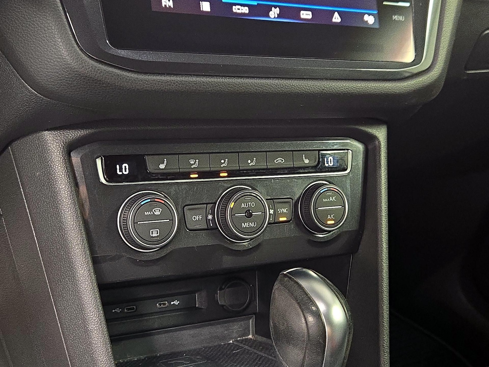 2021 Volkswagen Tiguan SE R-LINE BLACK - Photo 17