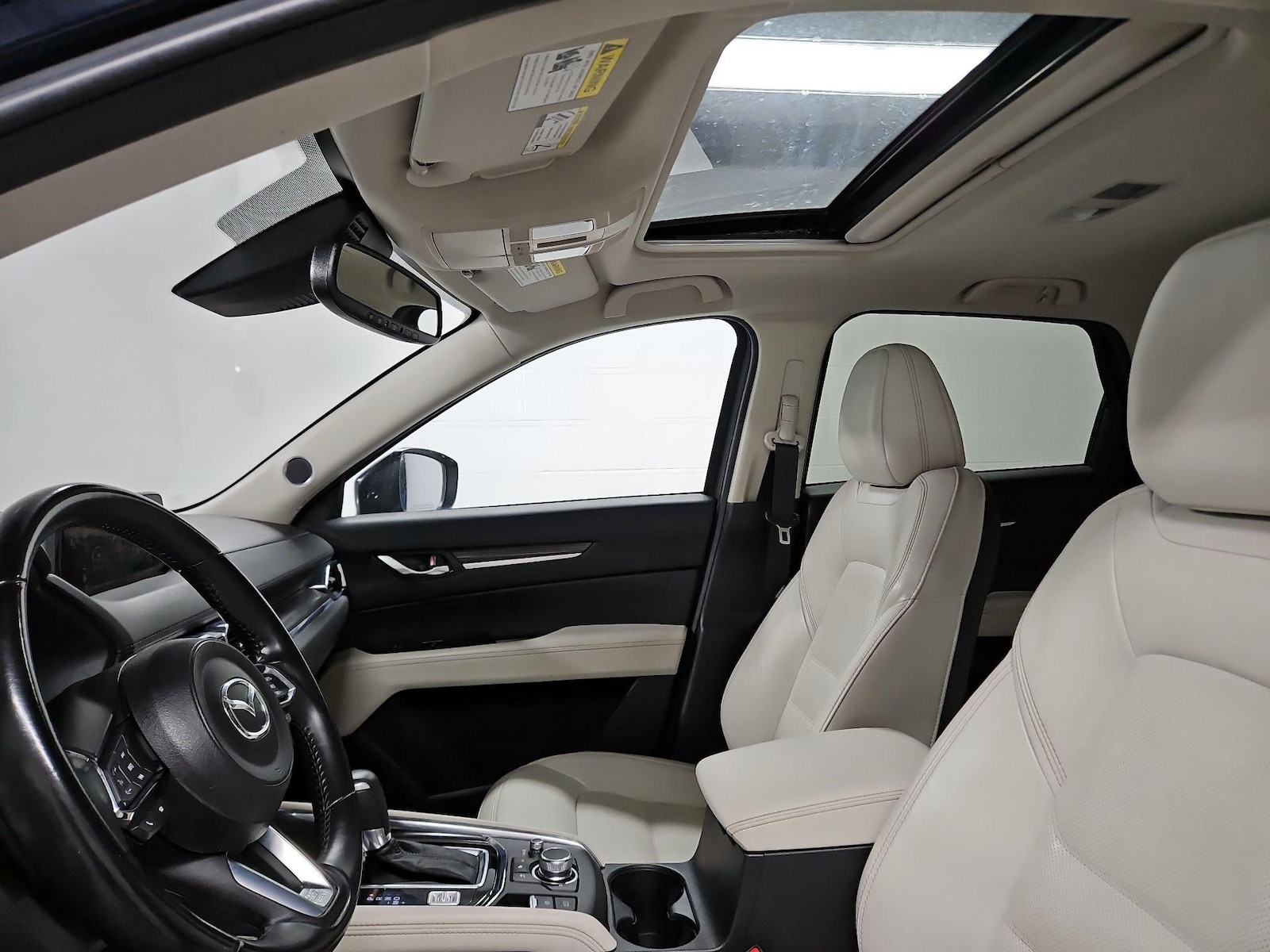 Sunroof(s) & Overhead Airbags