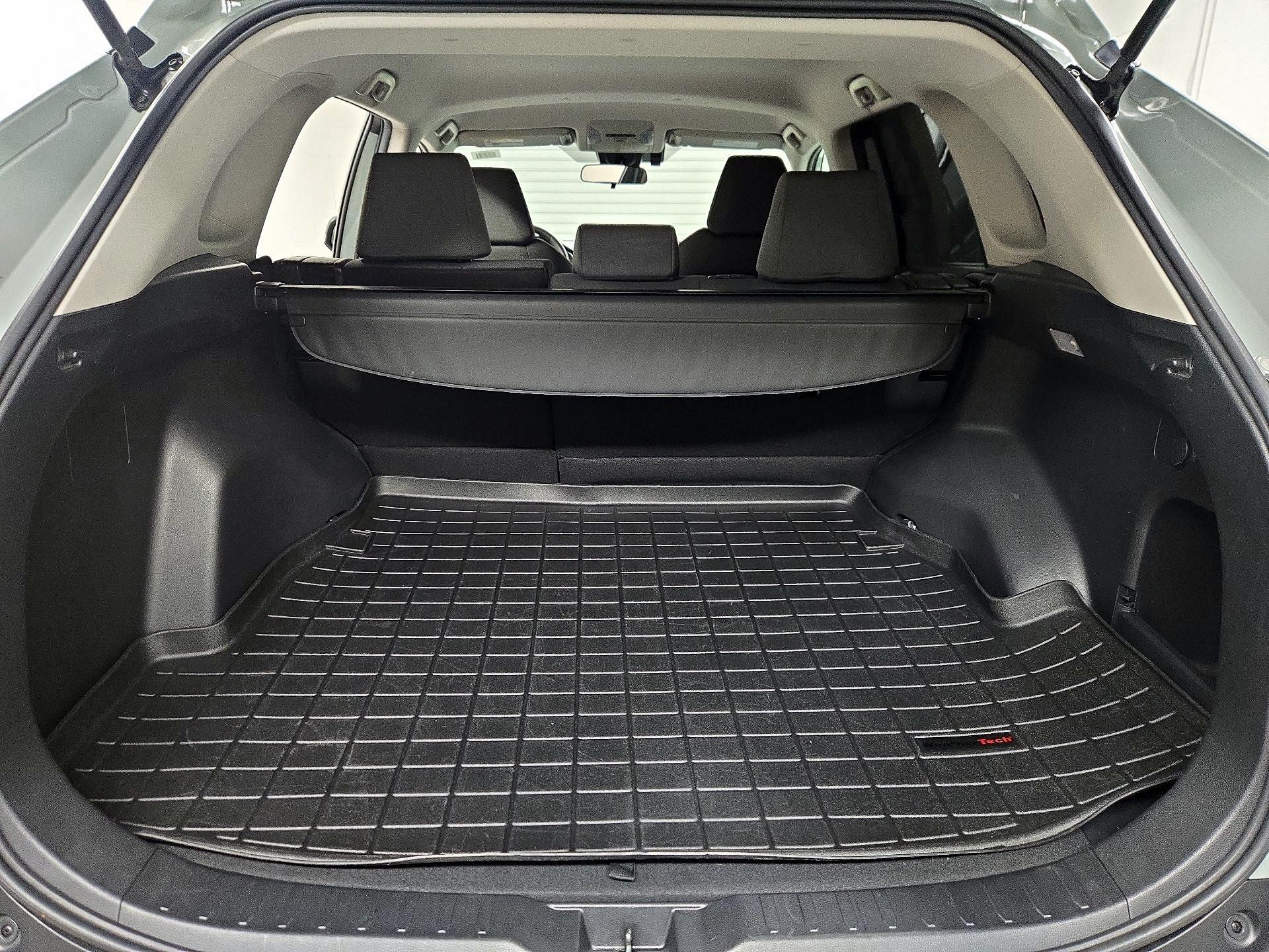 Thumbnail: 2021 Toyota RAV4 - 20