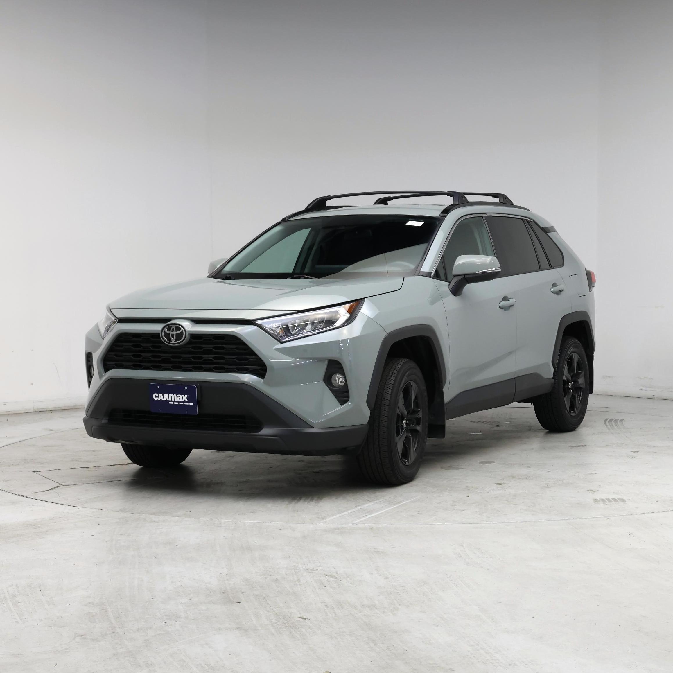 Thumbnail: 2021 Toyota RAV4 - 4