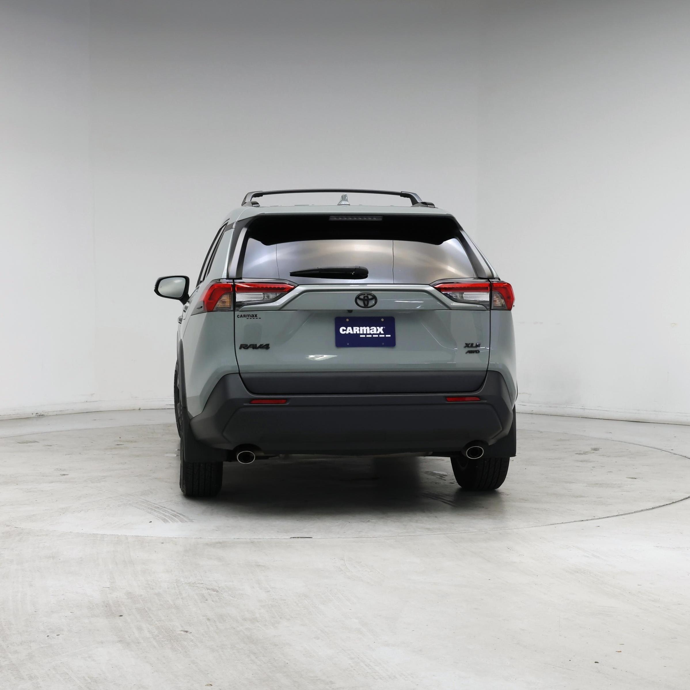 Thumbnail: 2021 Toyota RAV4 - 6
