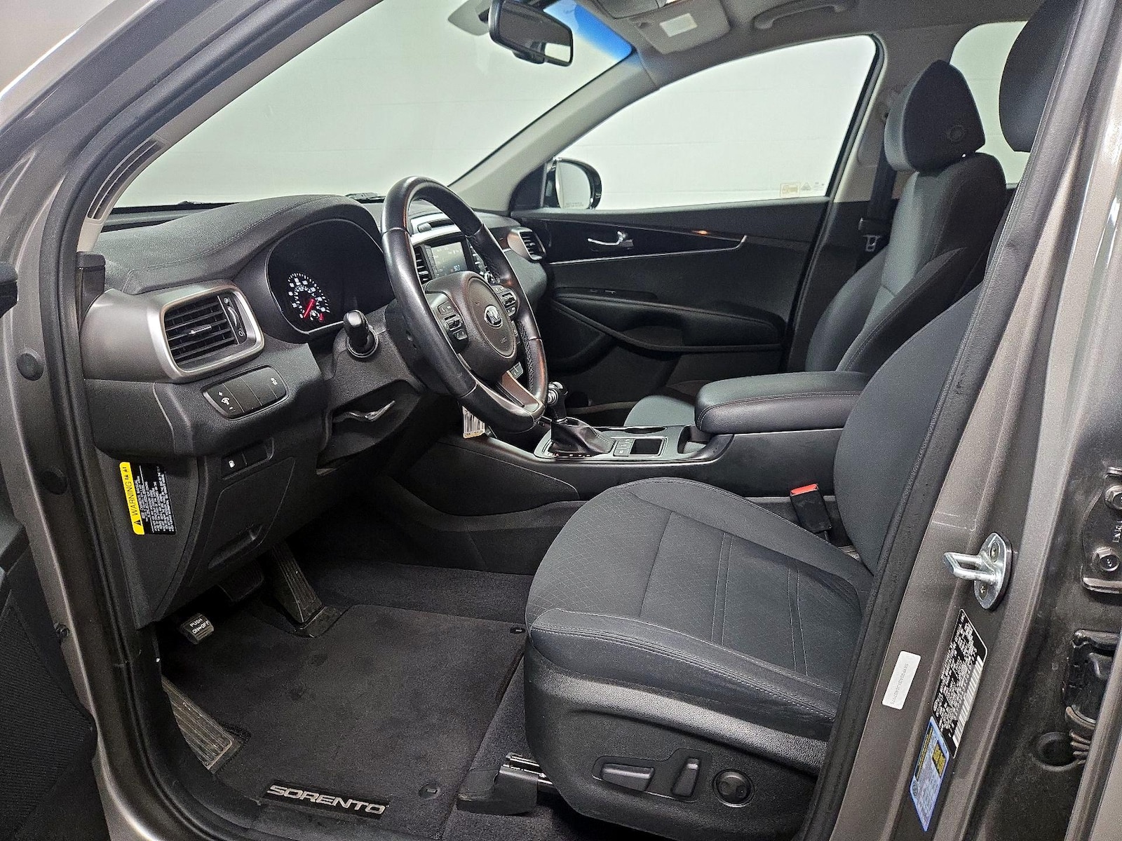 2018 Kia Sorento LX - Photo 12