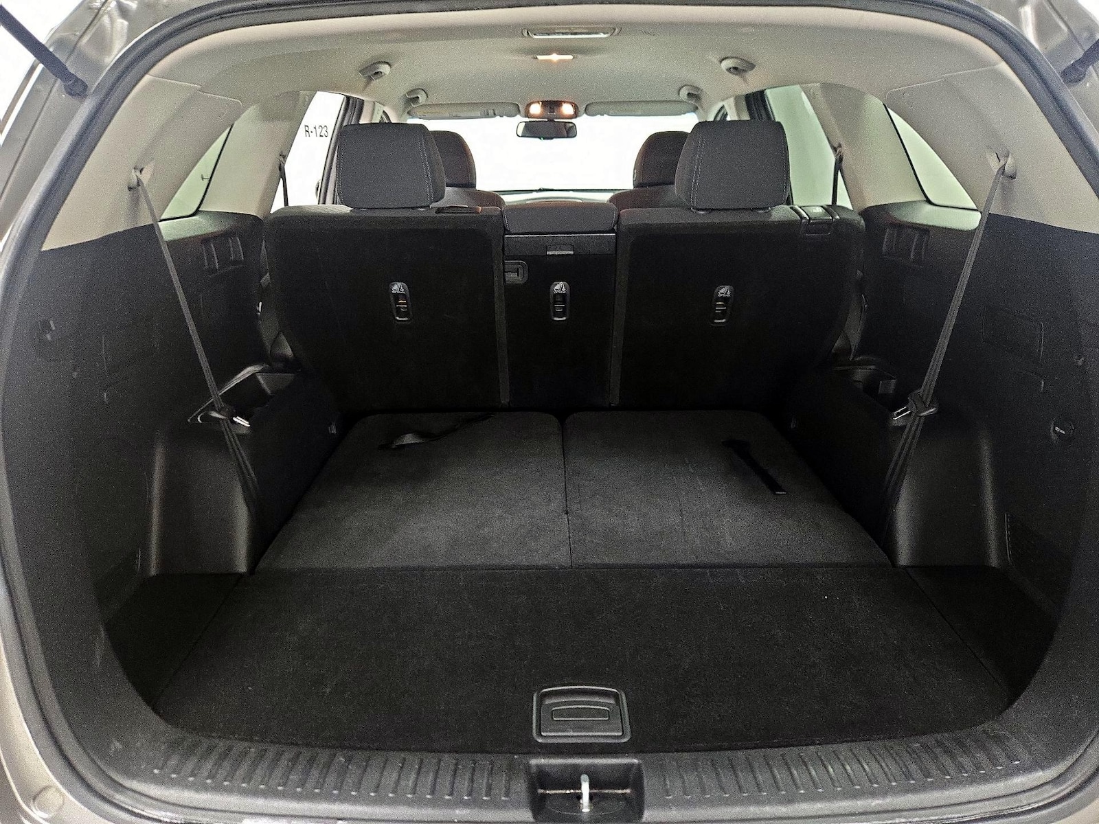 2018 Kia Sorento LX - Photo 23