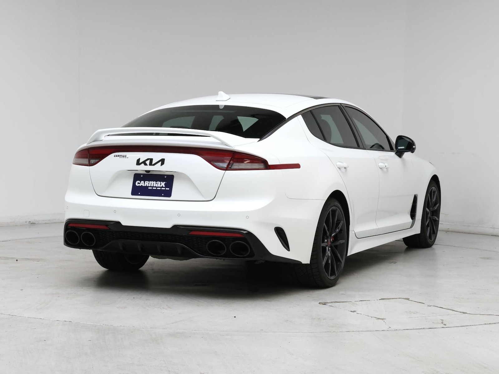 2022 Kia Stinger GT2 - Photo 9