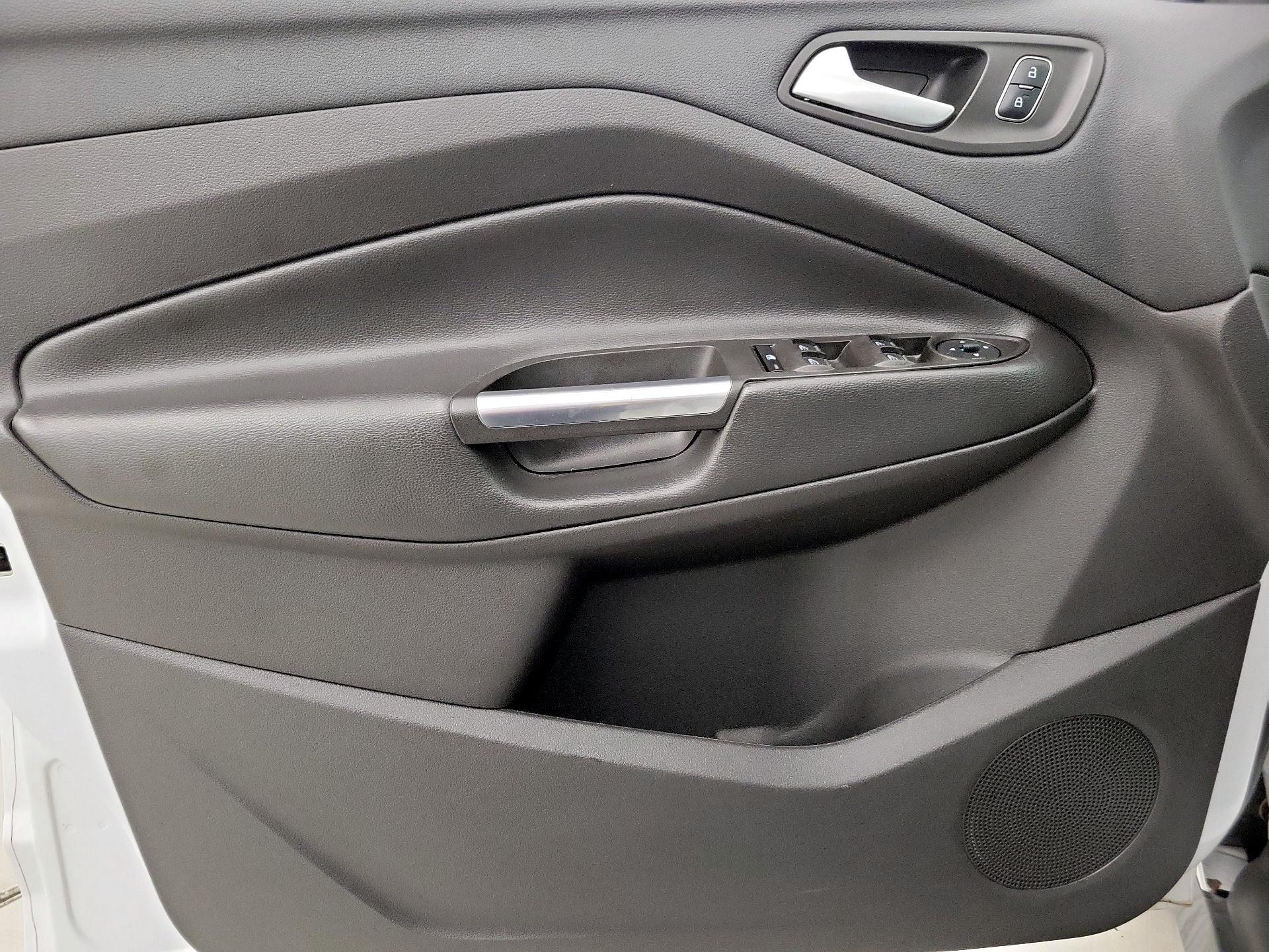 Thumbnail: 2017 Ford C-Max - 12