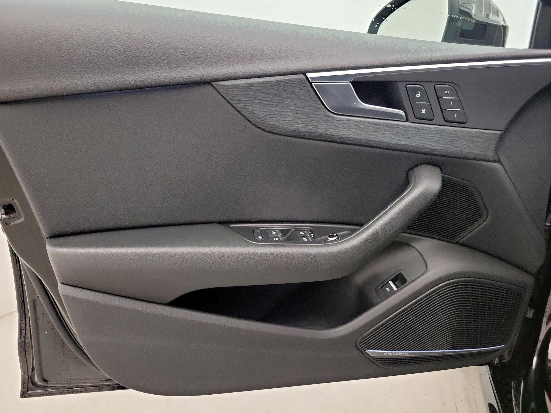 Thumbnail: 2017 Audi A4 - 12