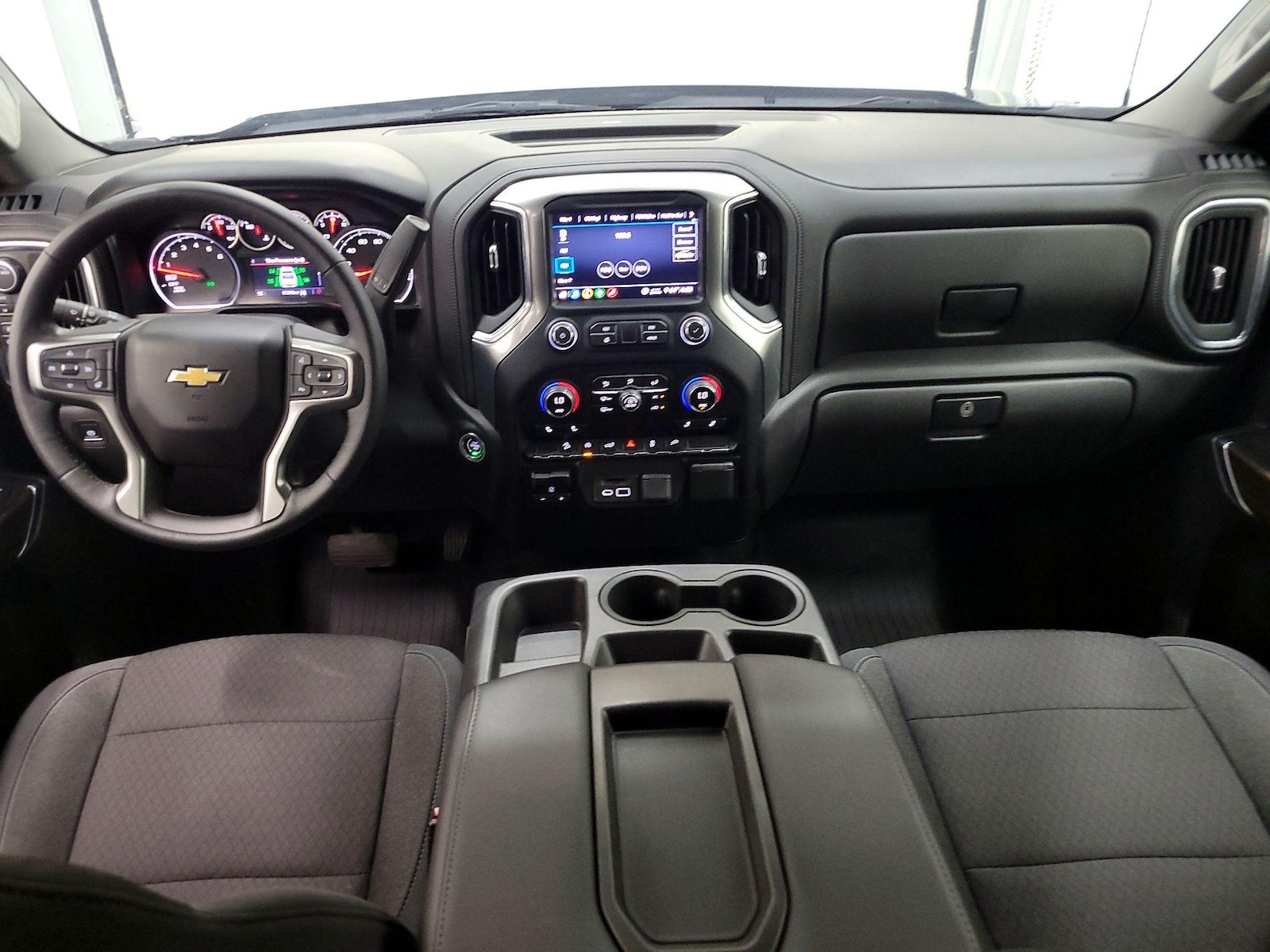 2020 Chevrolet Silverado 1500 LT - Photo 8