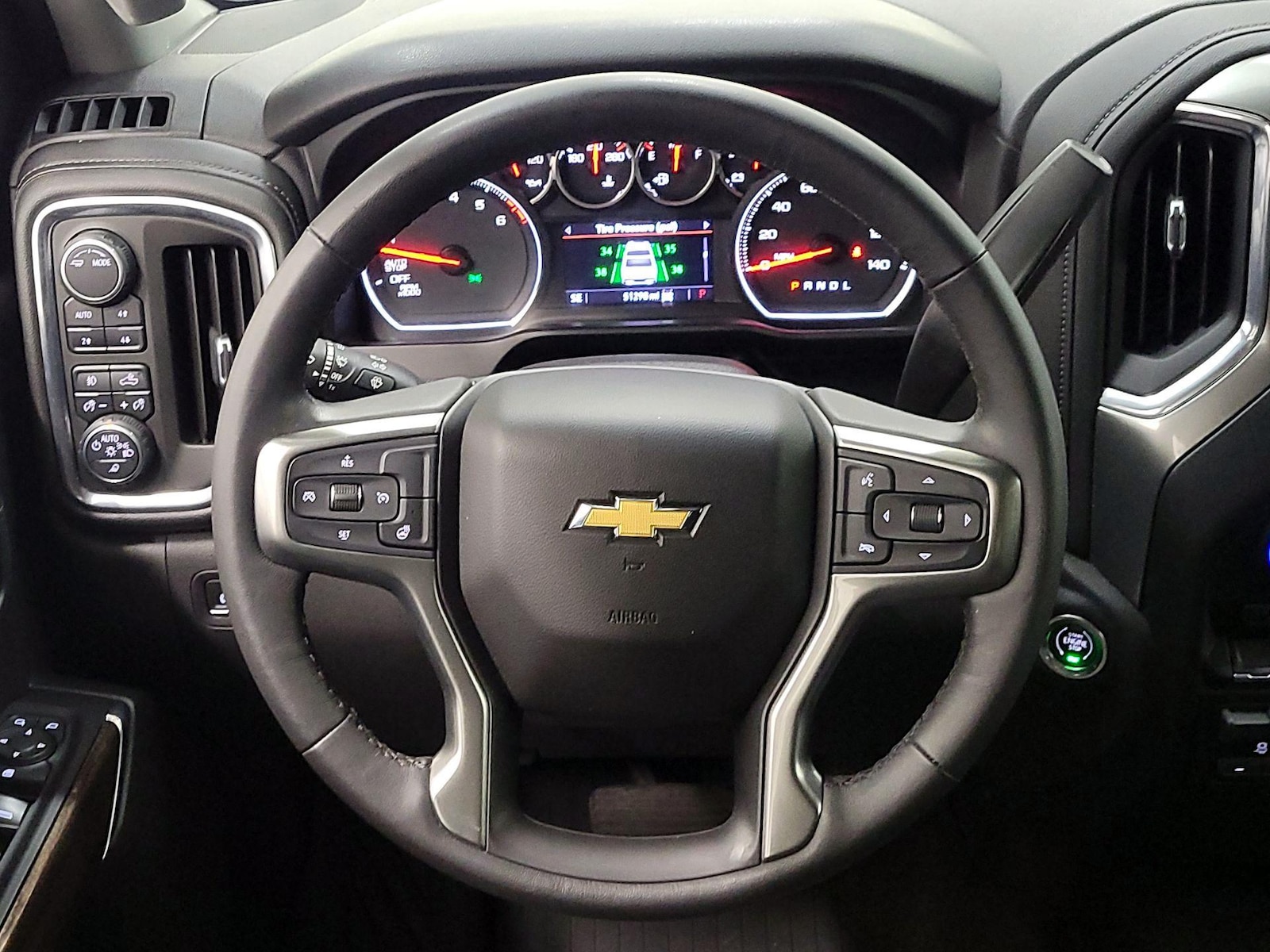 2020 Chevrolet Silverado 1500 LT - Photo 9