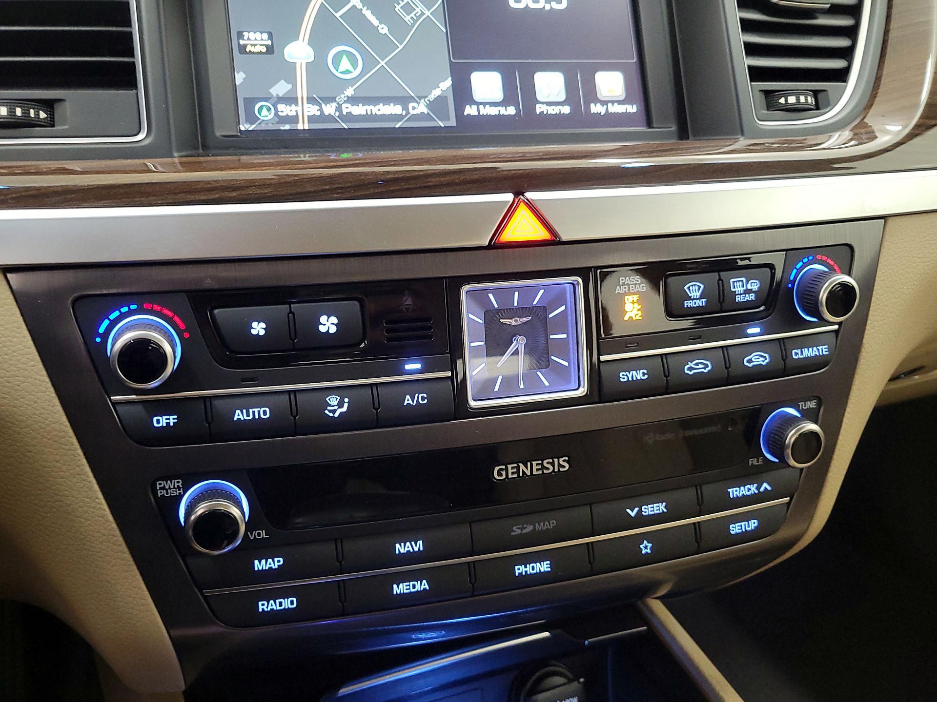 Thumbnail: 2020 Genesis G80 - 17