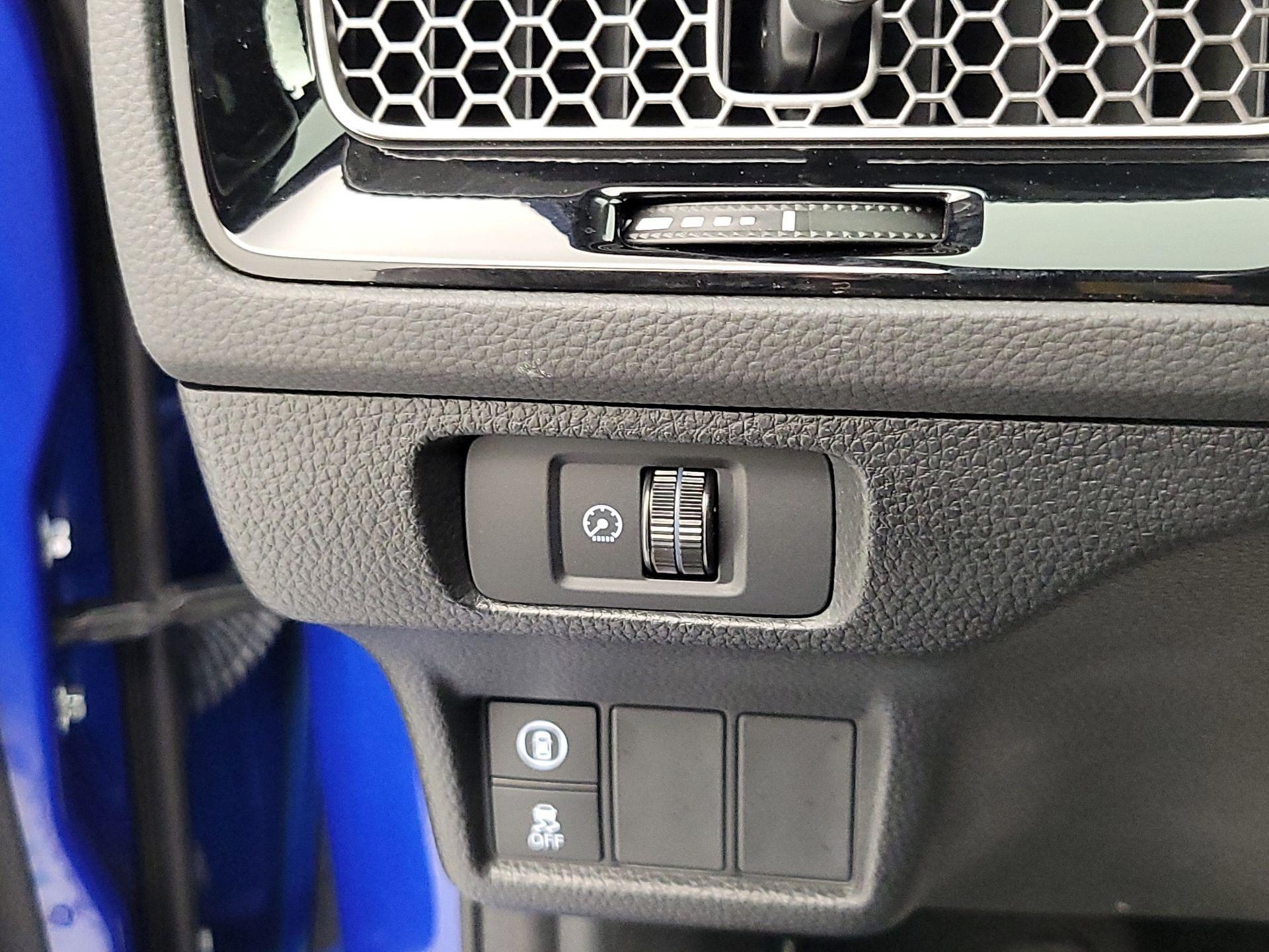 Thumbnail: 2023 Honda Civic - 13