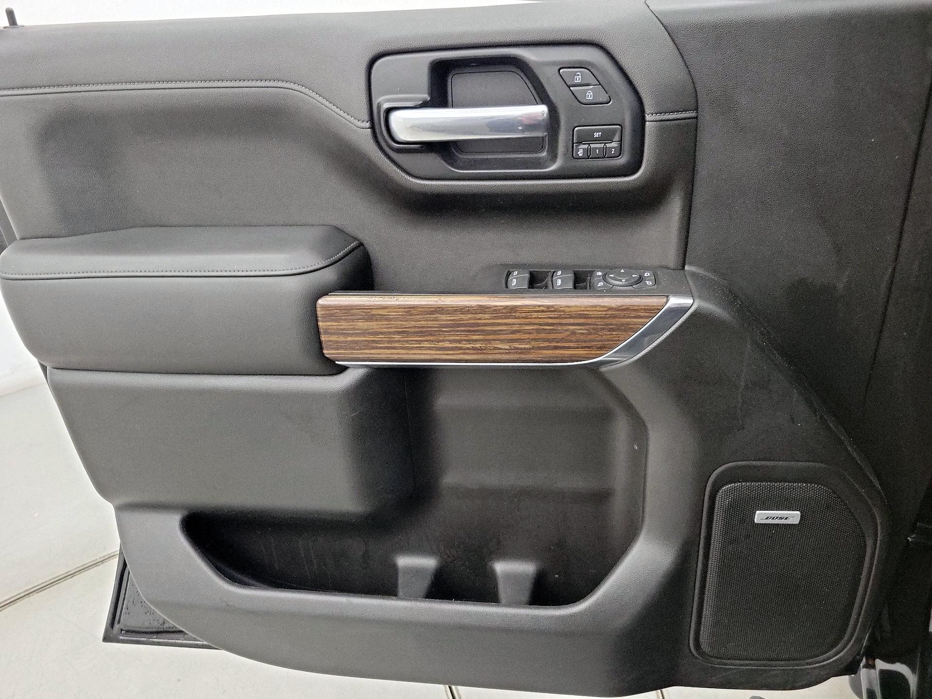 Thumbnail: 2020 Chevrolet Silverado 1500 - 12