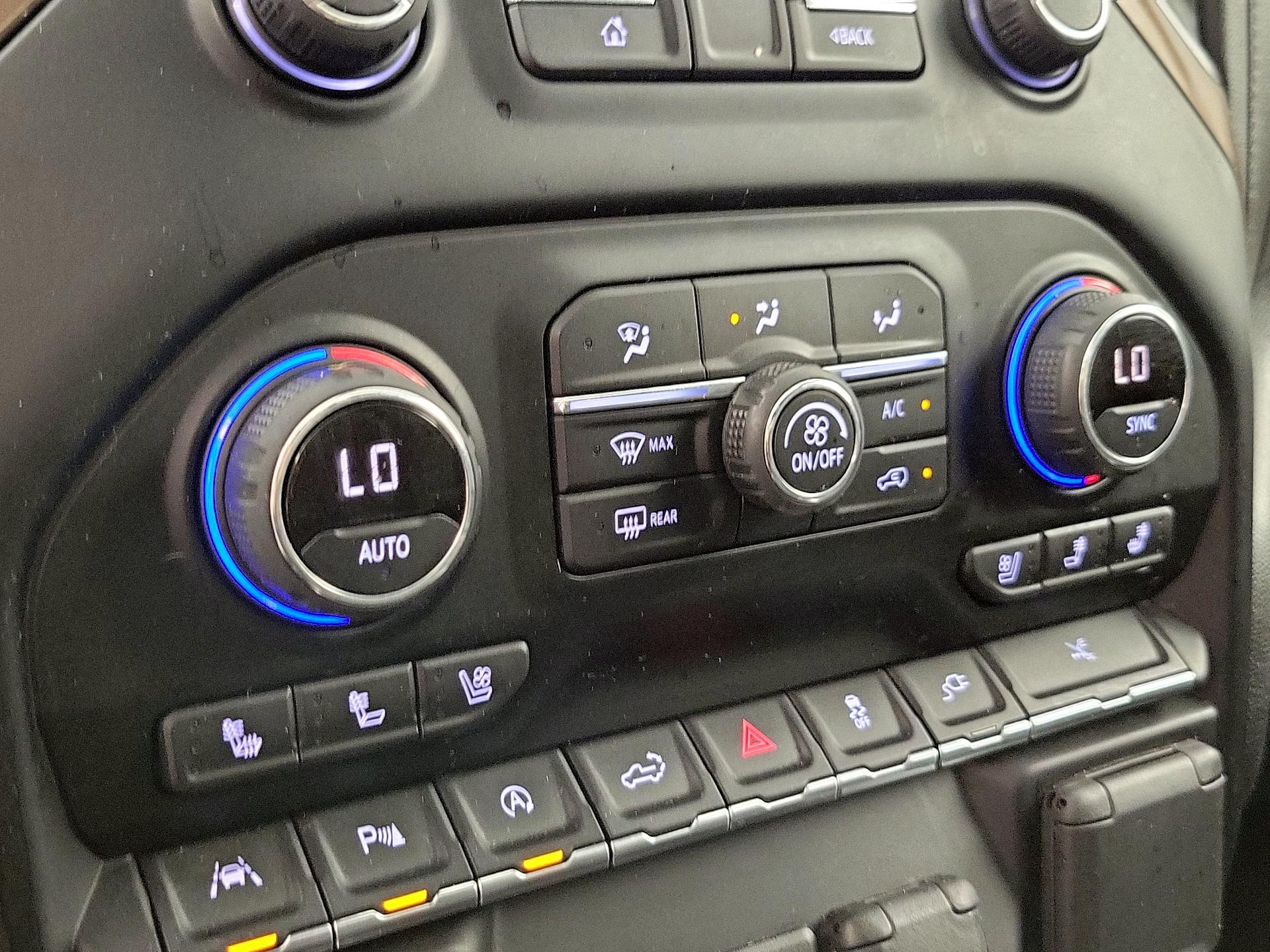 Thumbnail: 2020 Chevrolet Silverado 1500 - 17