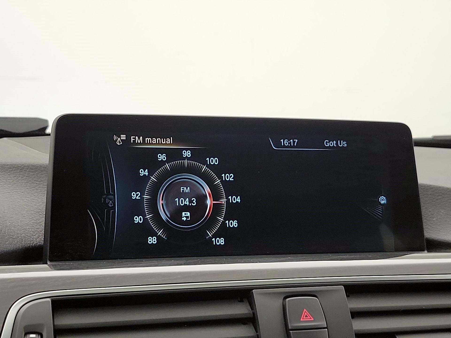 Thumbnail: 2016 BMW 3 Series - 16