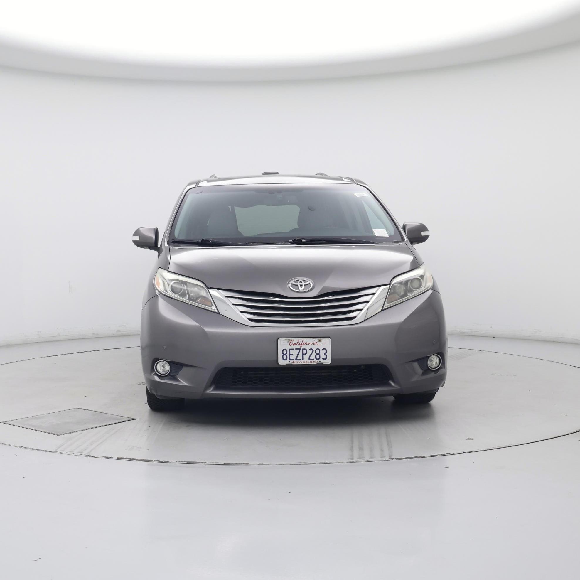 Thumbnail: 2017 Toyota Sienna - 5