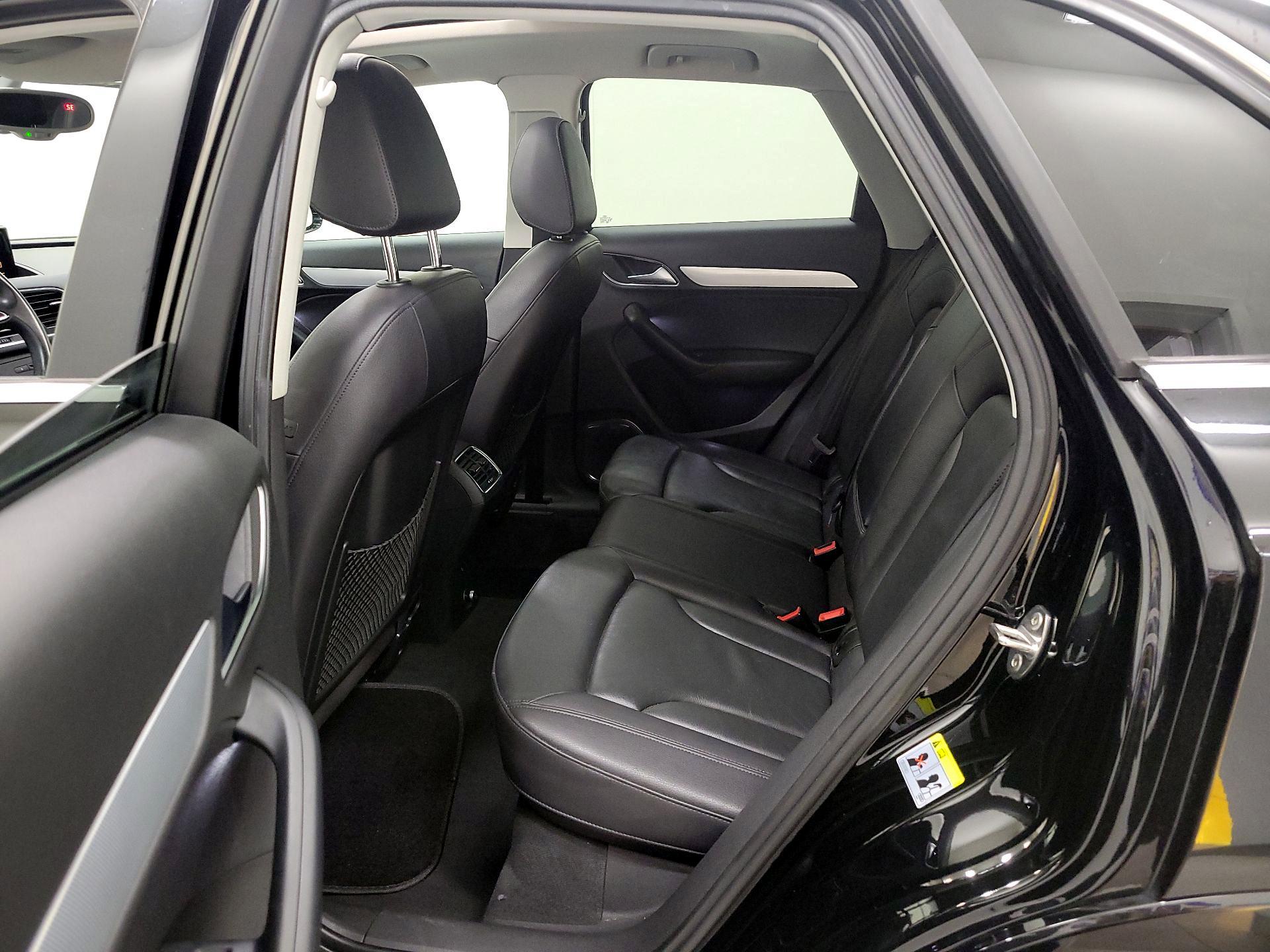 Thumbnail: 2015 Audi Q3 - 18