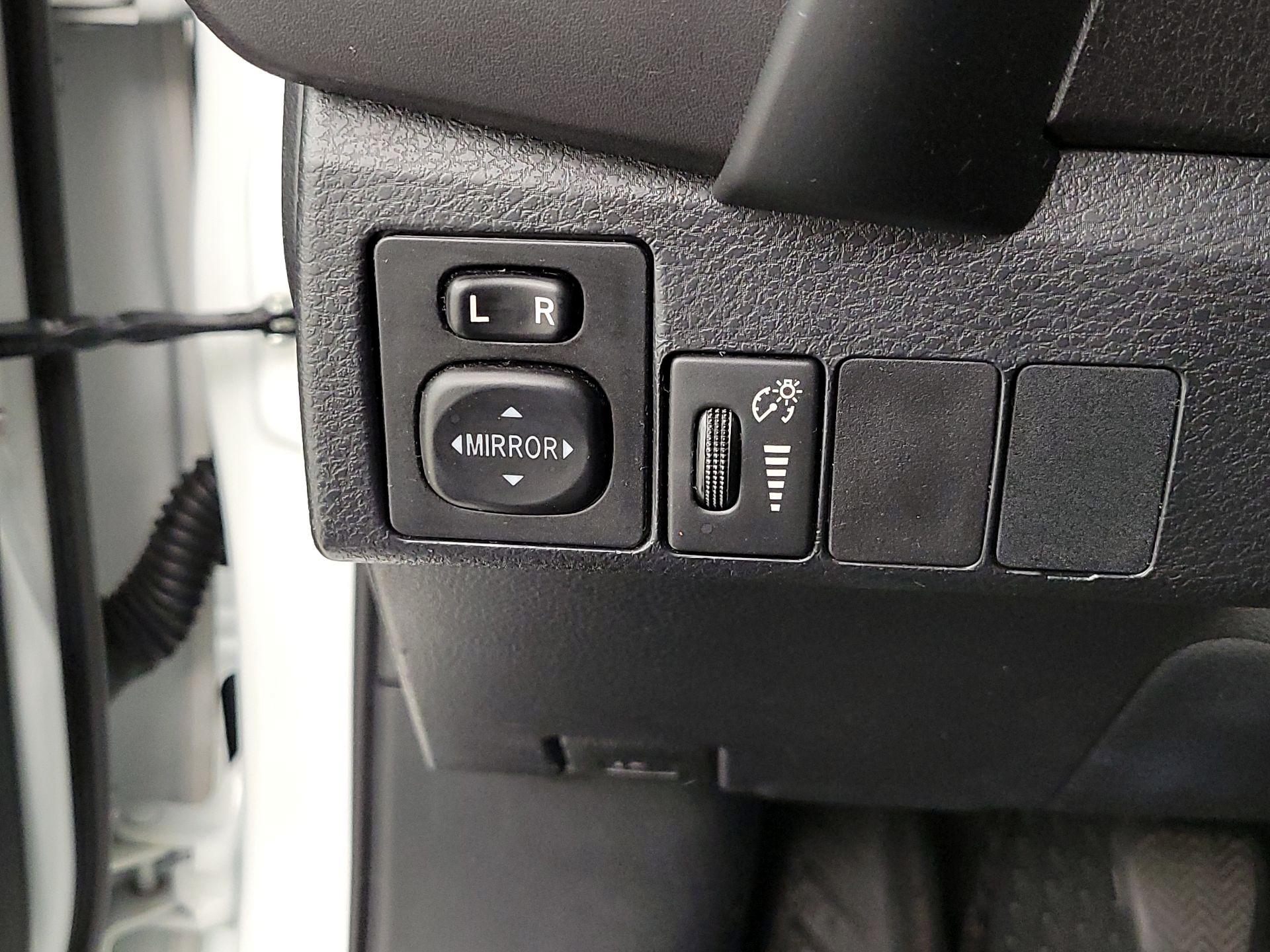 Thumbnail: 2017 Toyota Corolla - 11