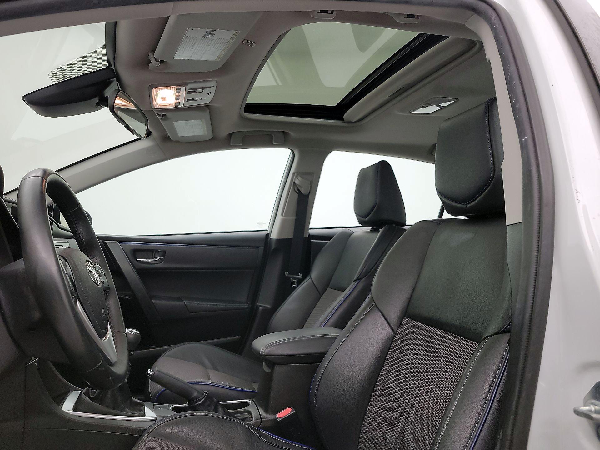 Thumbnail: 2017 Toyota Corolla - 17