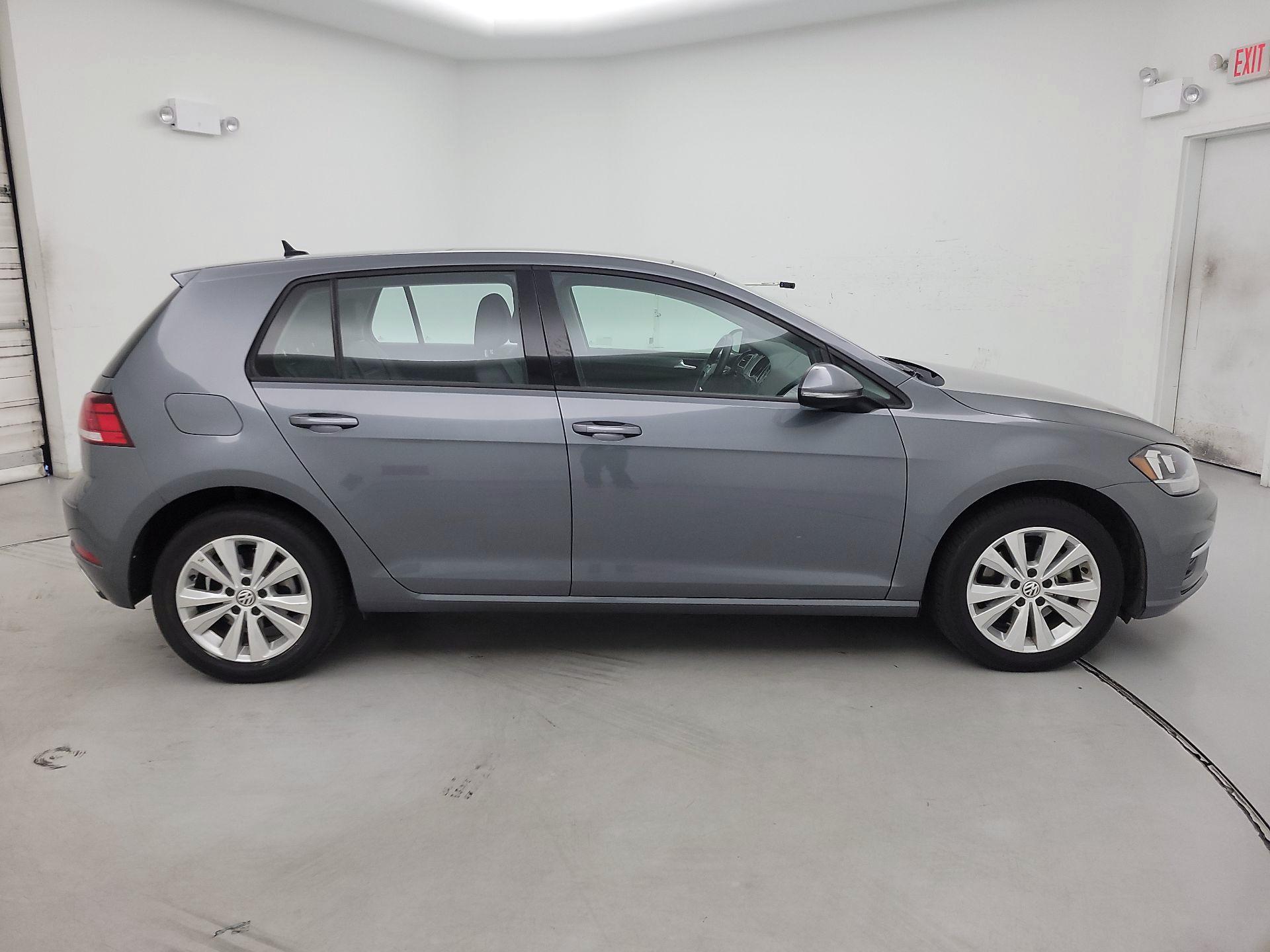 Thumbnail: 2020 Volkswagen Golf - 4