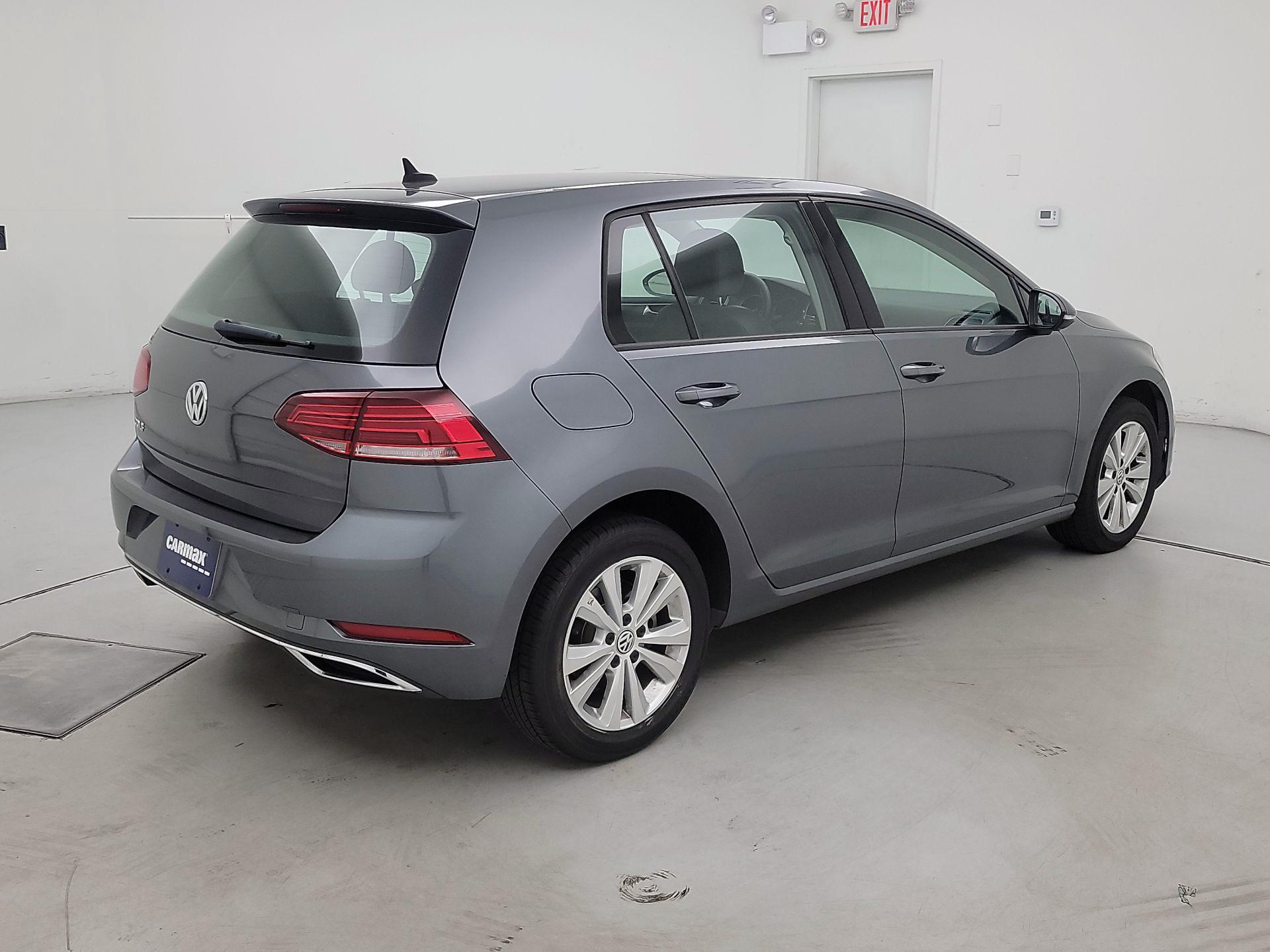 Thumbnail: 2020 Volkswagen Golf - 5