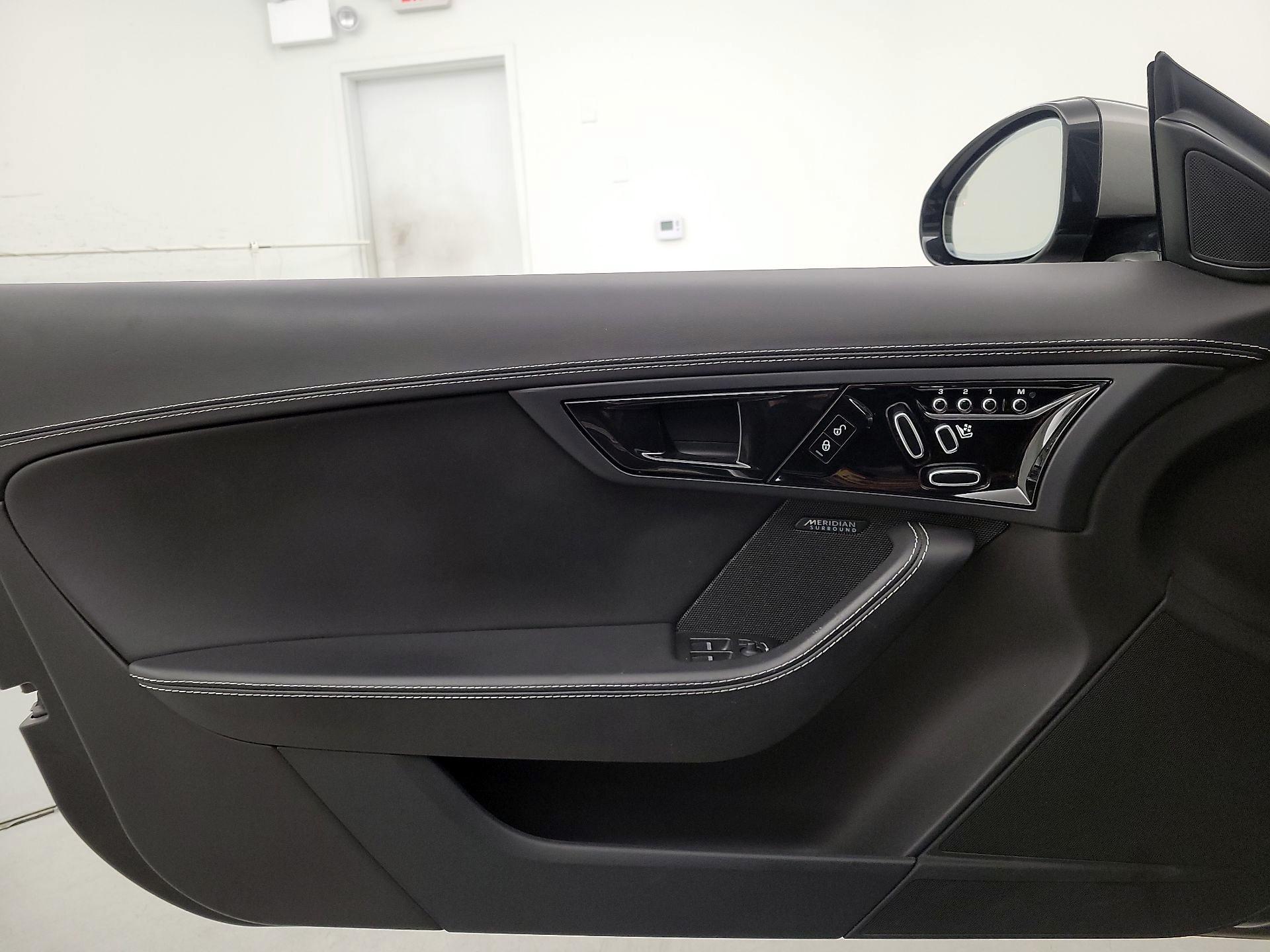 Thumbnail: 2018 Jaguar F-Type - 12