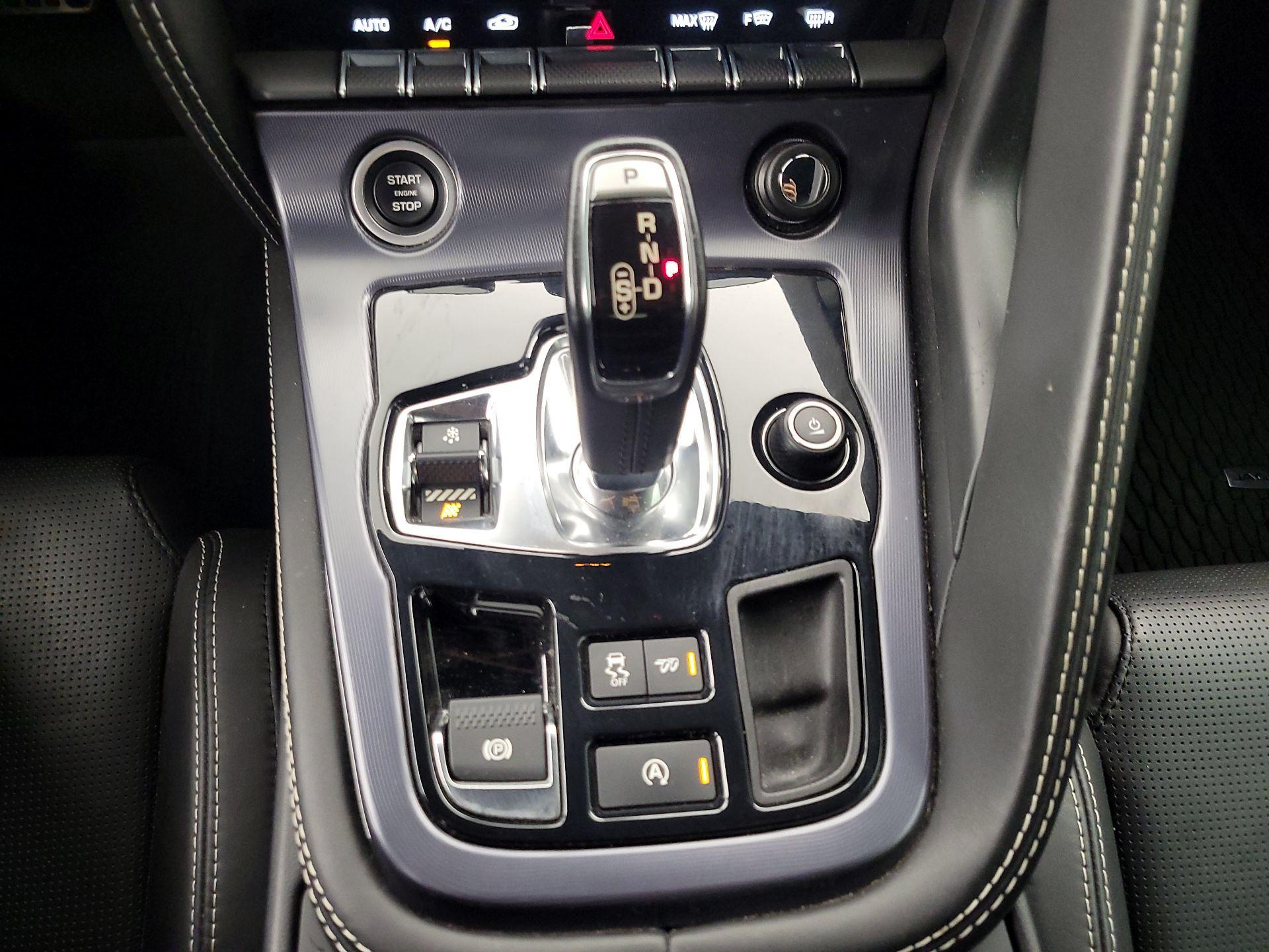 Thumbnail: 2018 Jaguar F-Type - 18