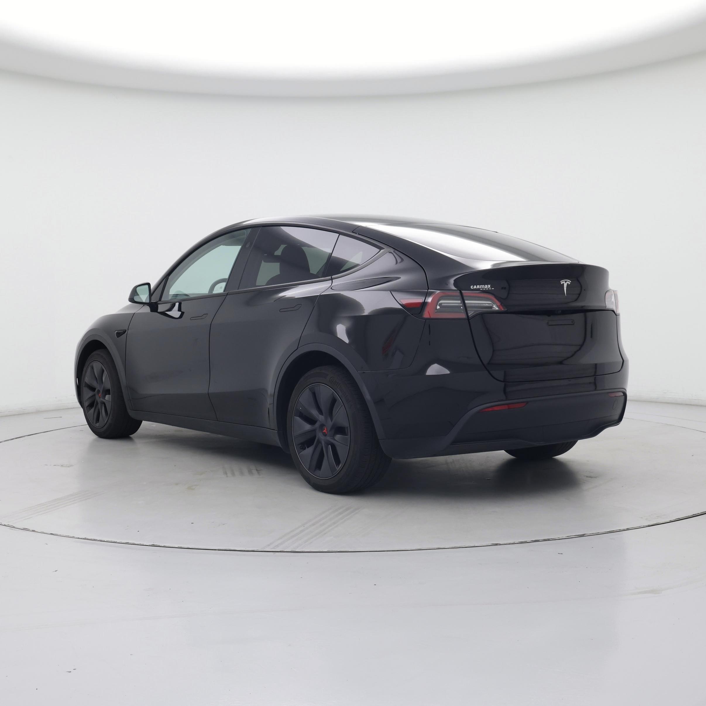 Thumbnail: 2025 Tesla Model Y - 2
