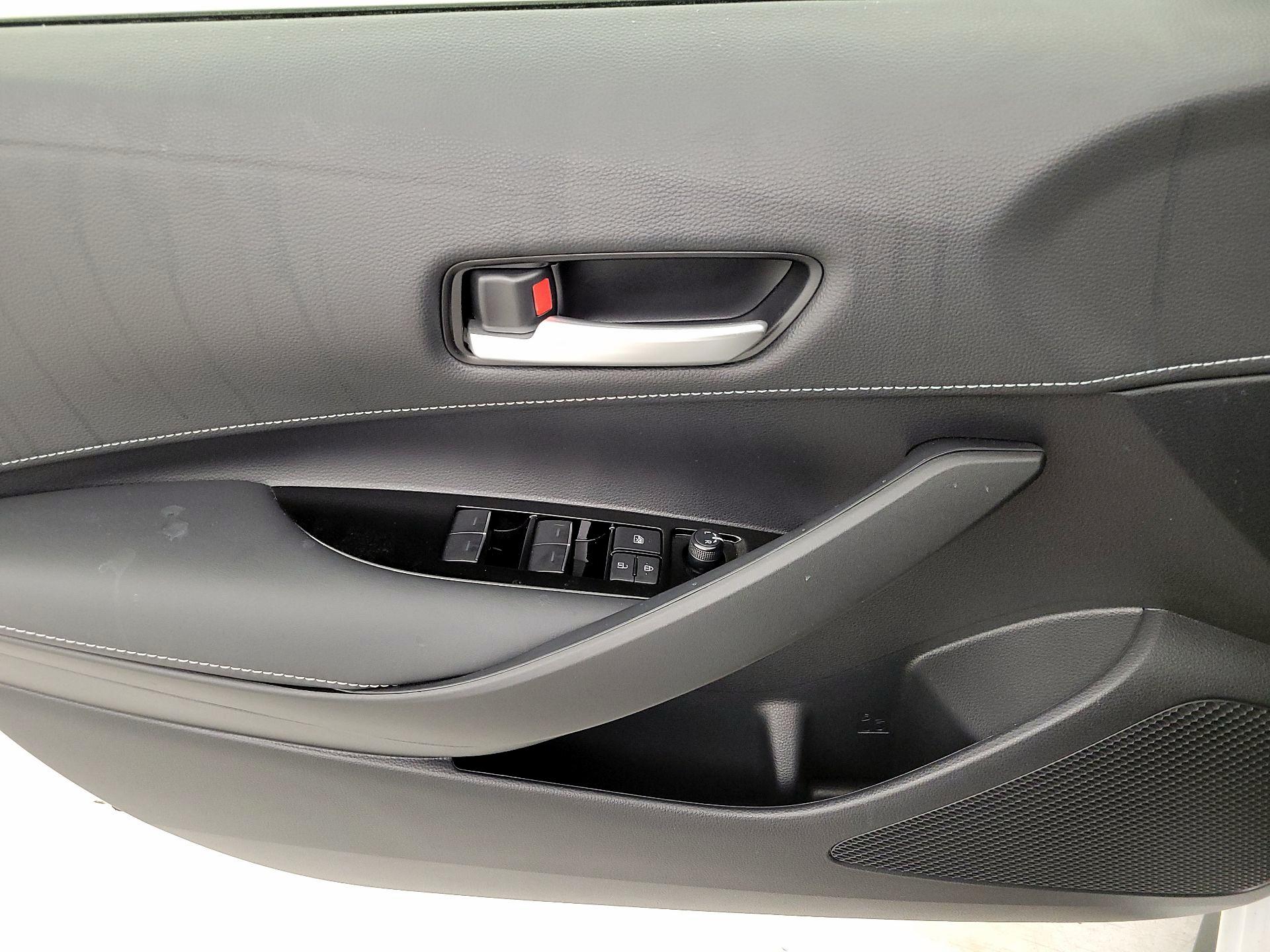 Thumbnail: 2023 Toyota Corolla - 12