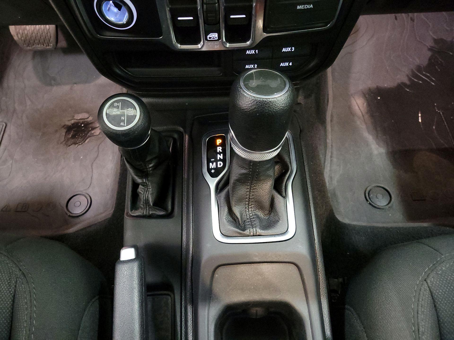 Thumbnail: 2023 Jeep Wrangler - 17