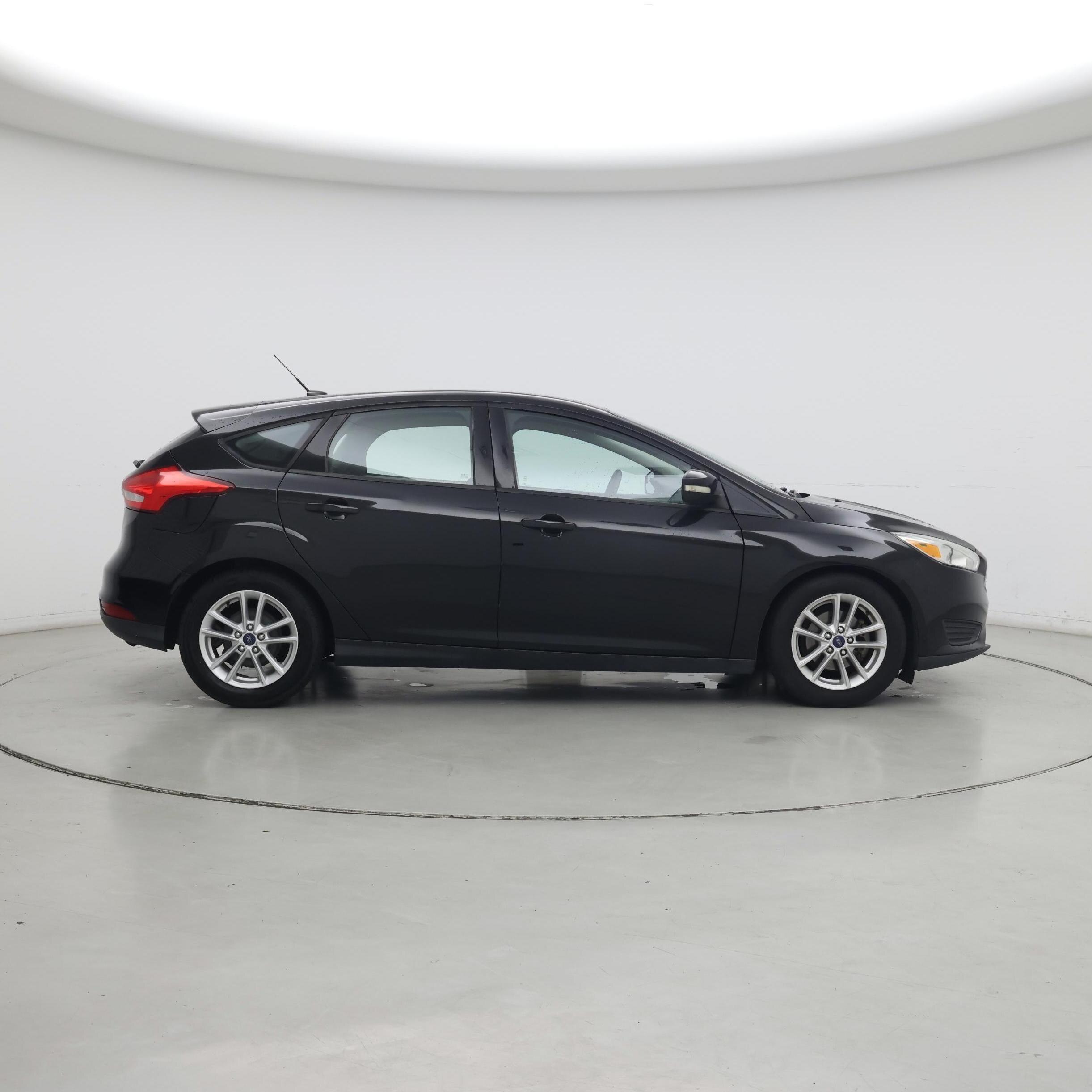 Thumbnail: 2015 Ford Focus - 7
