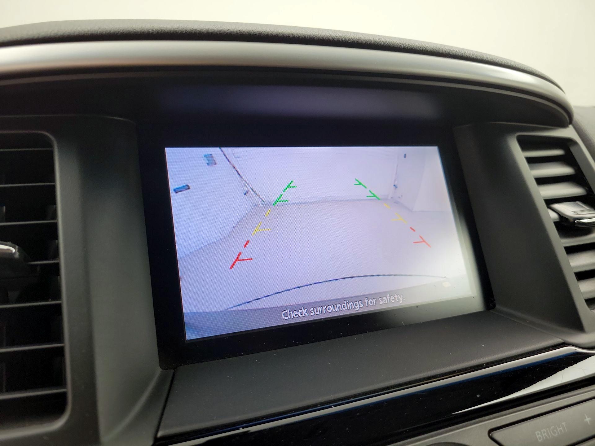 Thumbnail: 2016 Nissan Pathfinder - 14