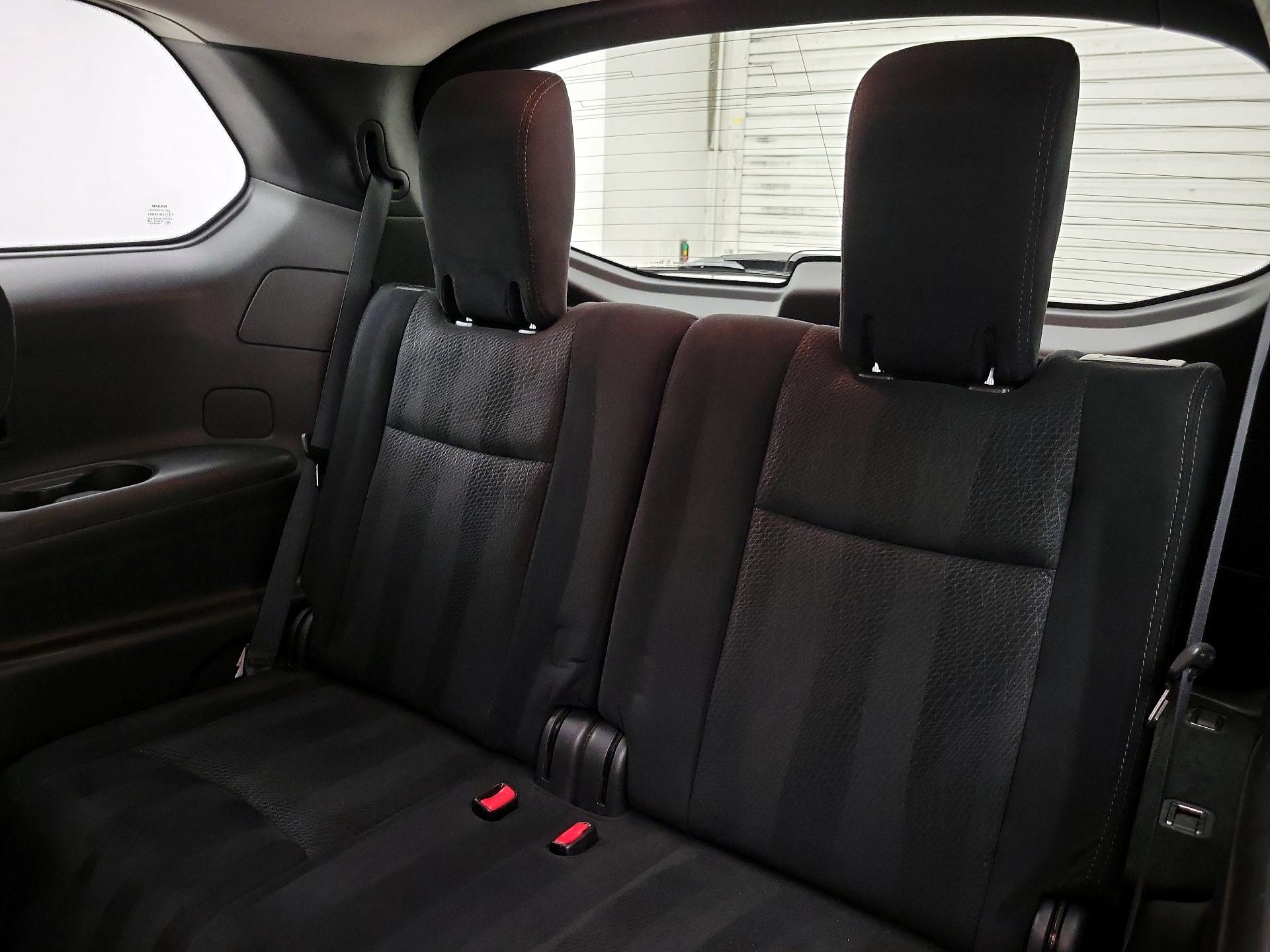 Thumbnail: 2016 Nissan Pathfinder - 20