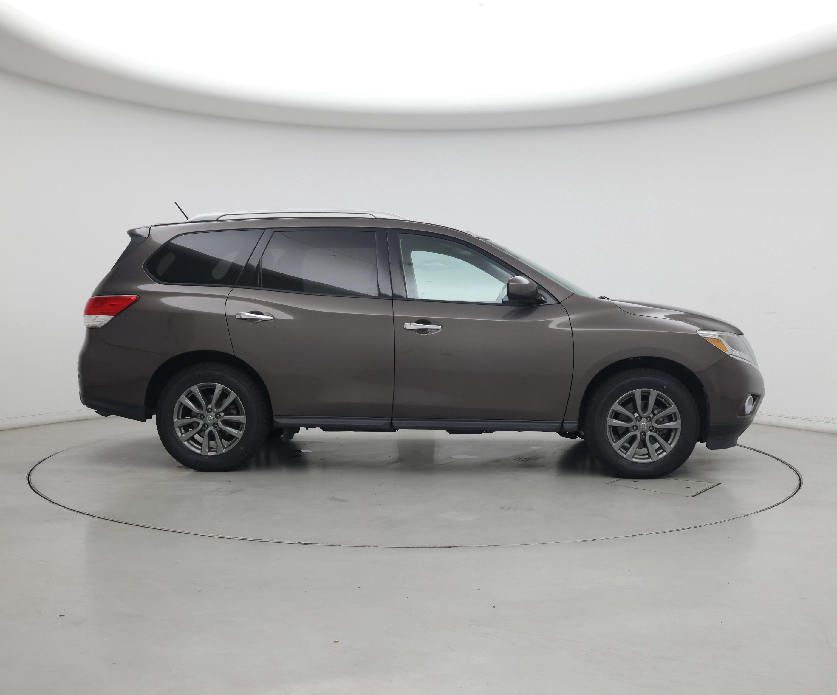 Thumbnail: 2016 Nissan Pathfinder - 7