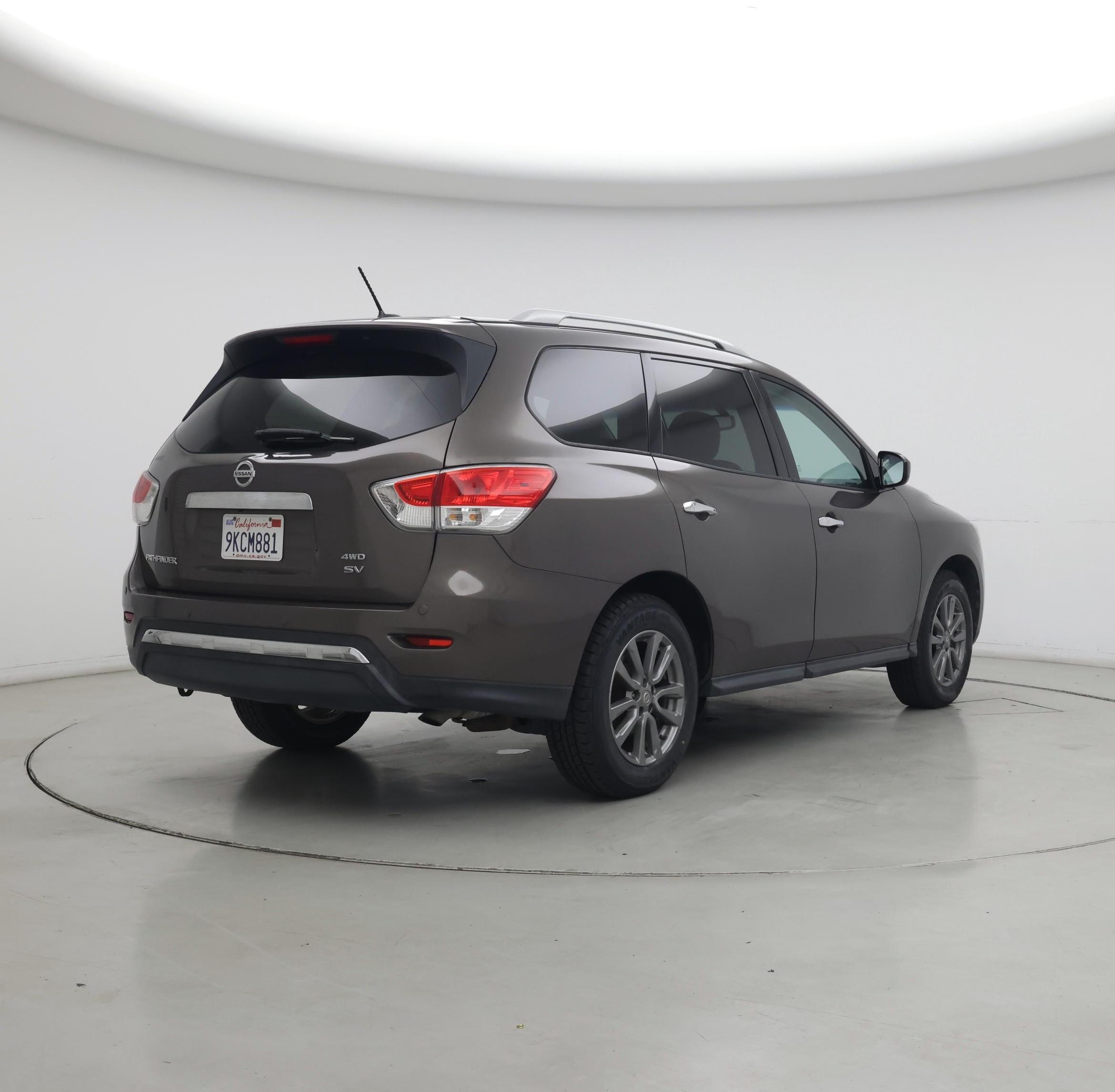 Thumbnail: 2016 Nissan Pathfinder - 8