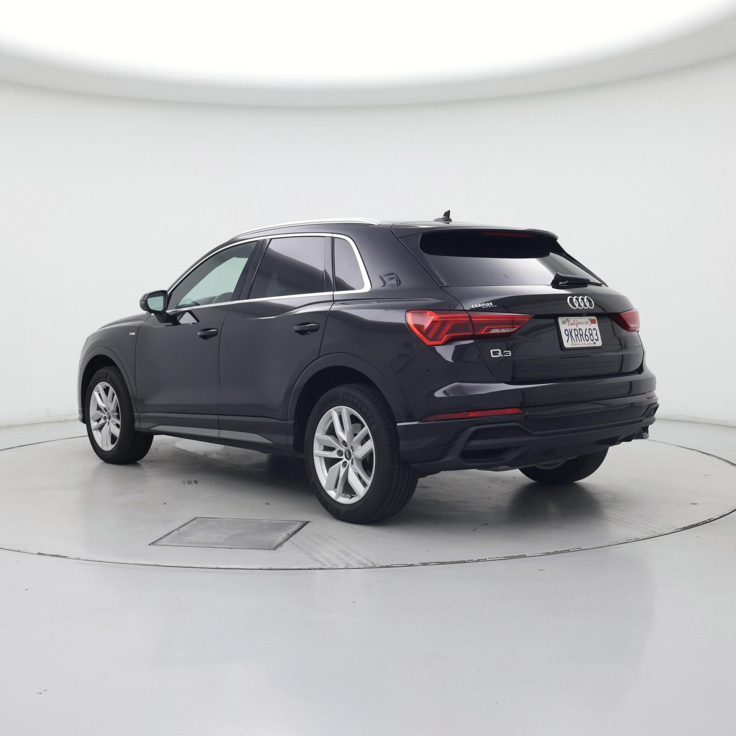 Thumbnail: 2021 Audi Q3 - 2