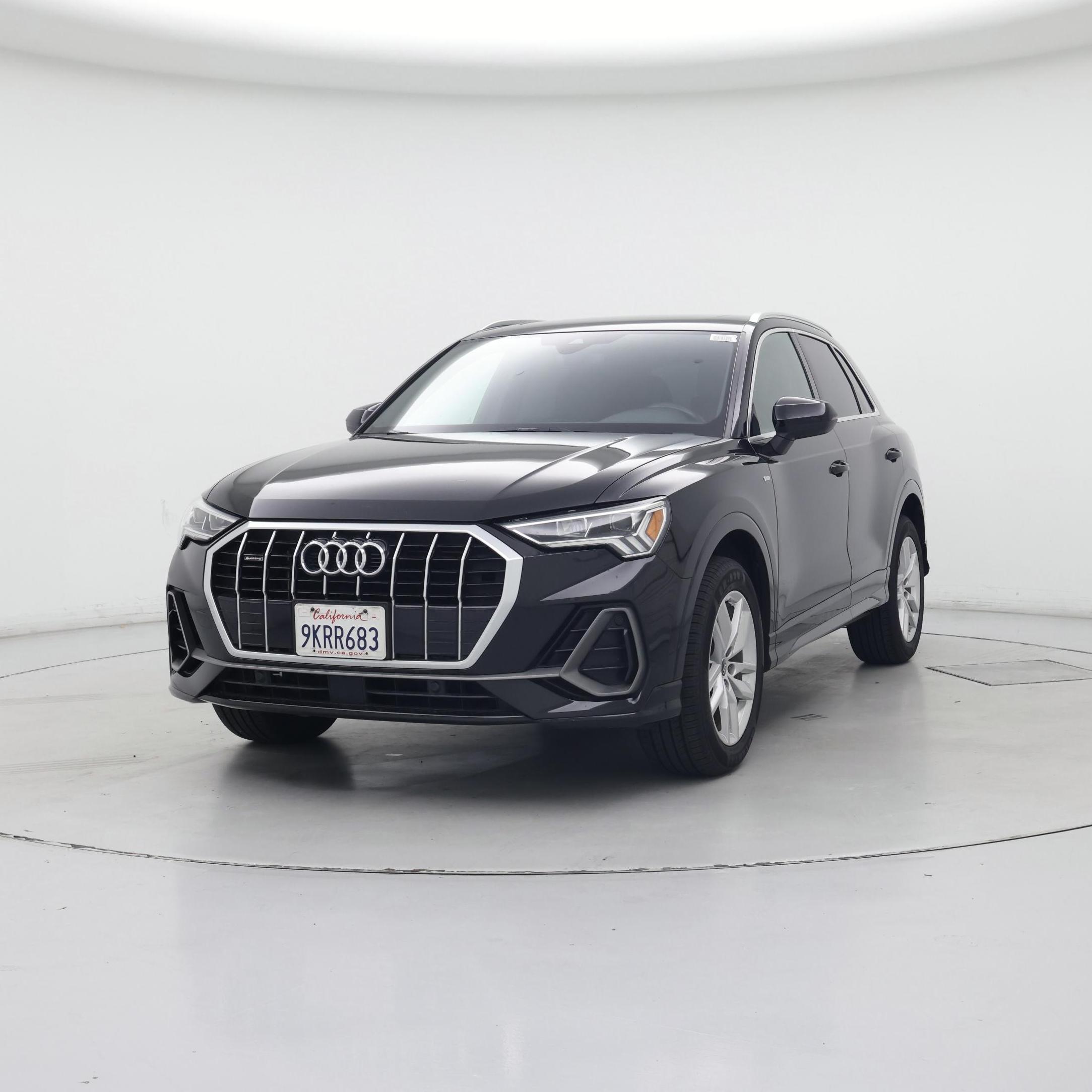 Thumbnail: 2021 Audi Q3 - 4