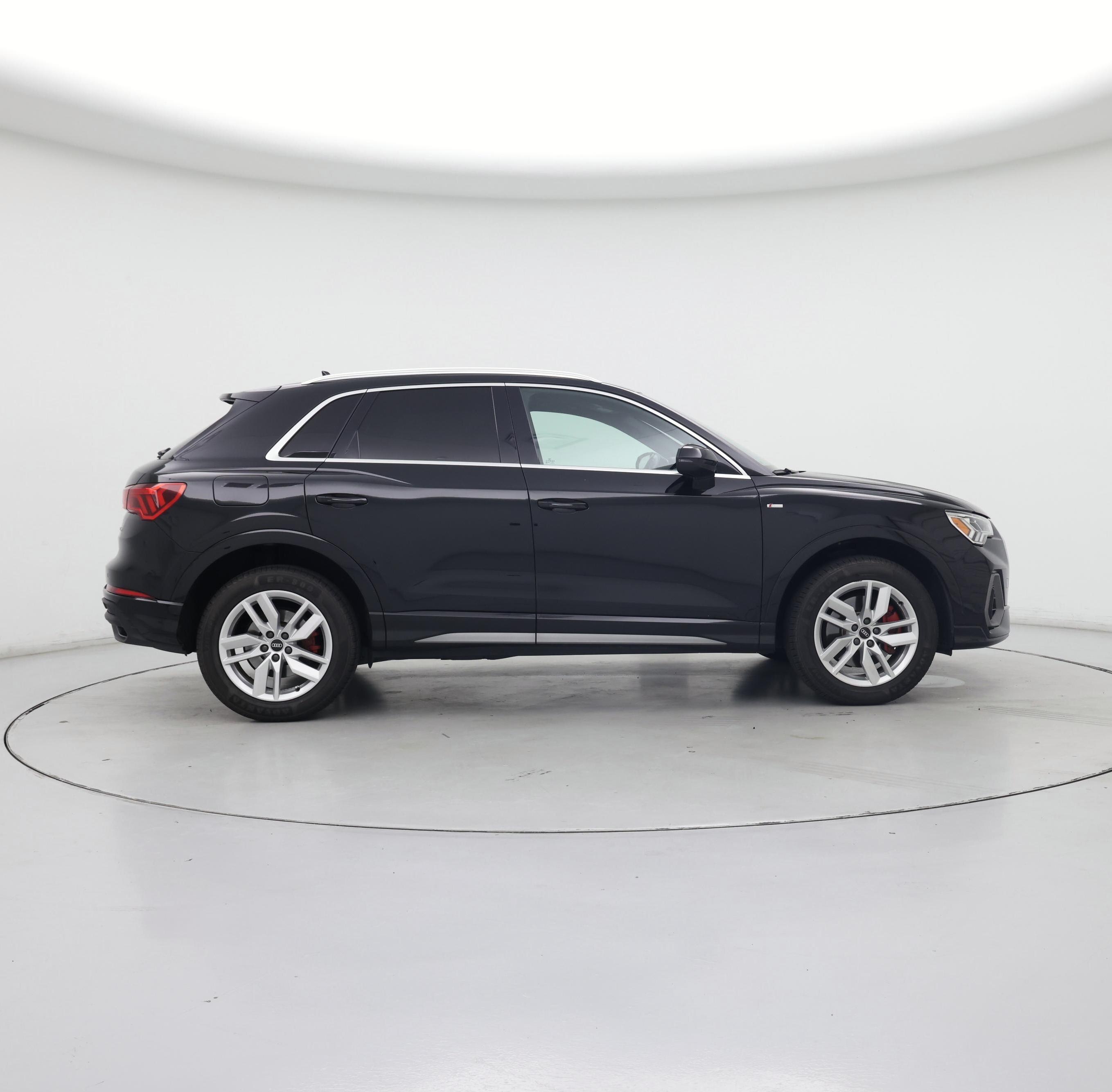 Thumbnail: 2021 Audi Q3 - 7