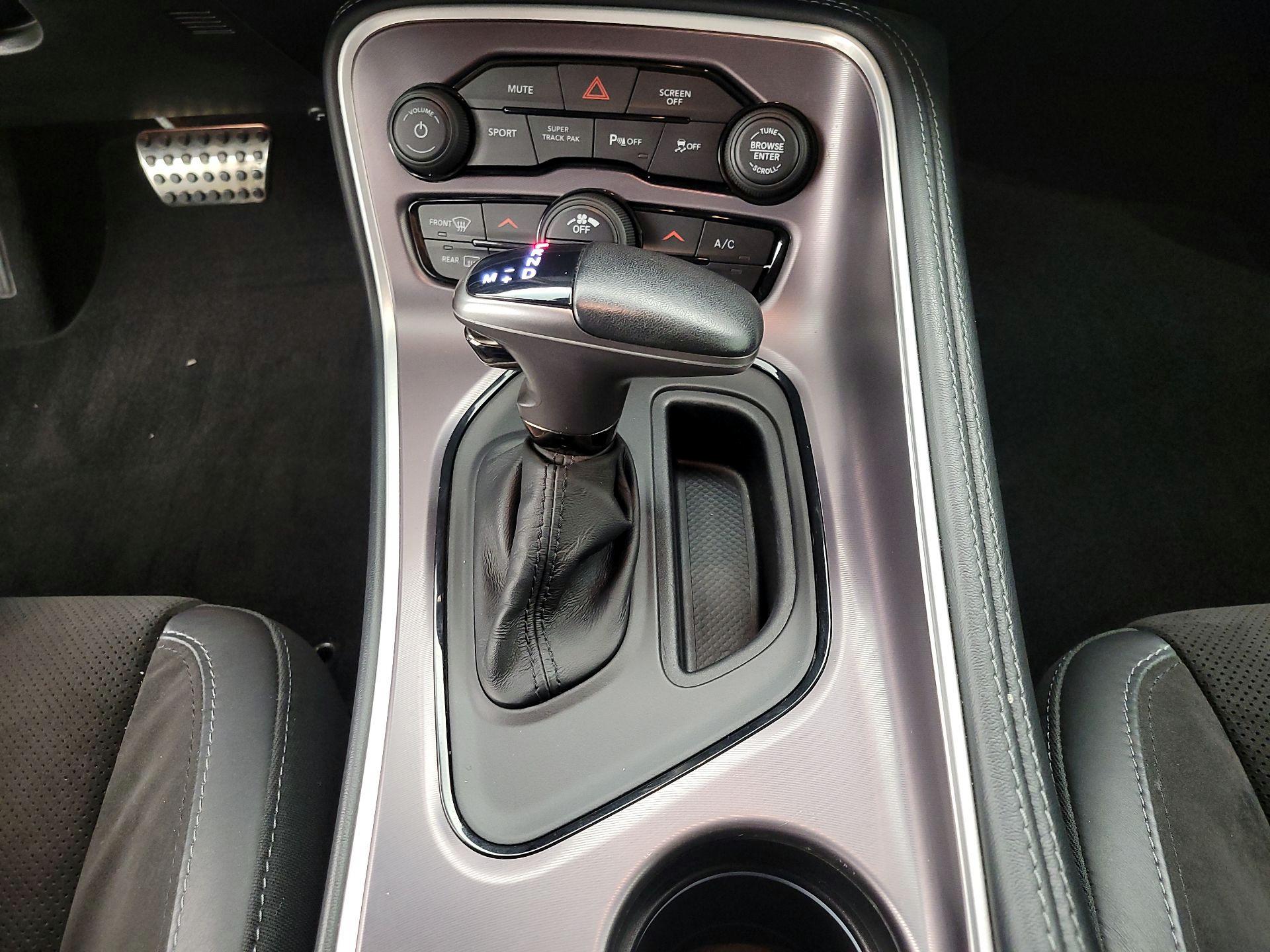 Thumbnail: 2021 Dodge Challenger - 17
