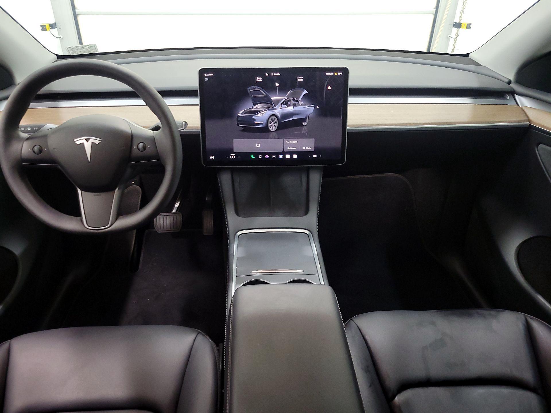 Thumbnail: 2024 Tesla Model Y - 9